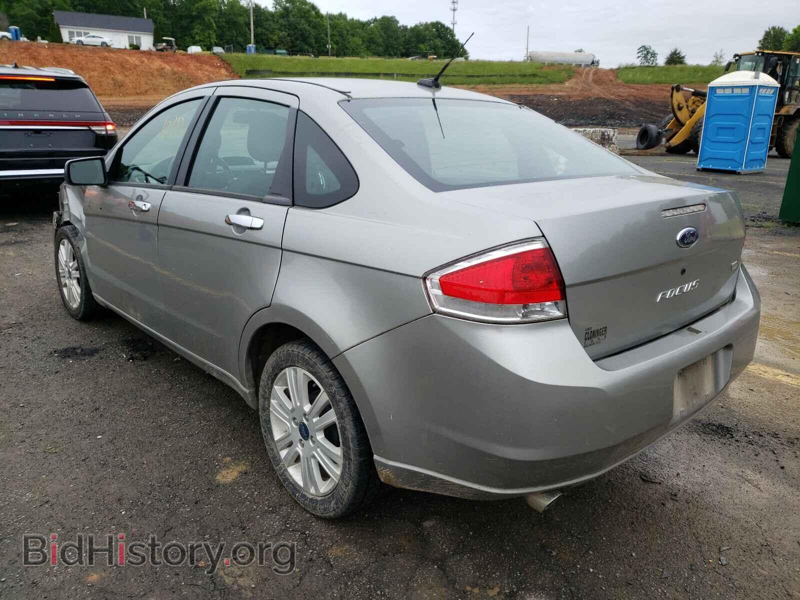 2008 FORD FOCUS - VIN: 1FAHP35N88W288093 - Фото 3