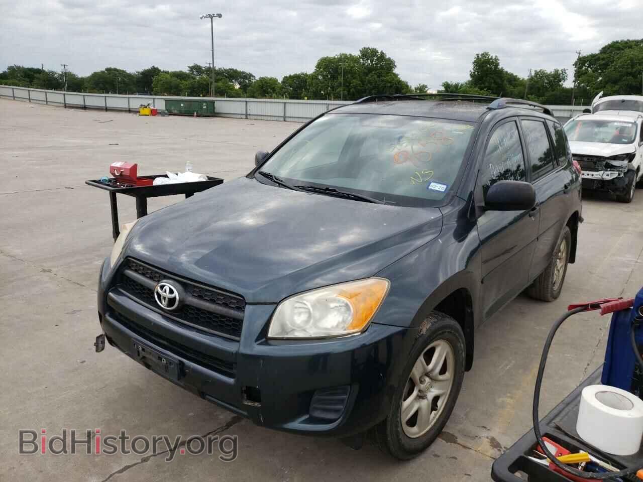 2009 TOYOTA RAV4 - VIN: JTMZF33V29D007715 - Фото 2