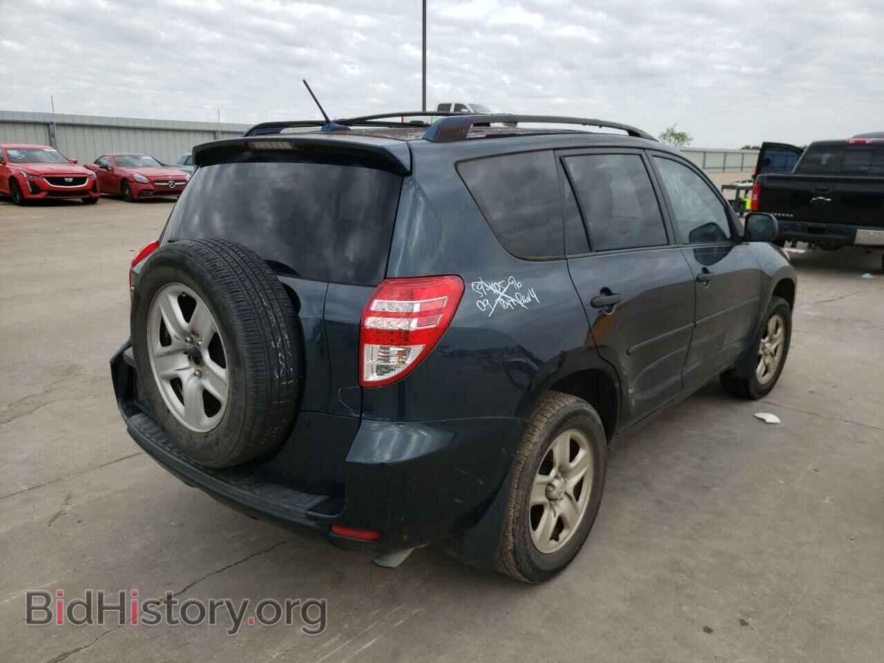 2009 TOYOTA RAV4 - VIN: JTMZF33V29D007715 - Фото 4