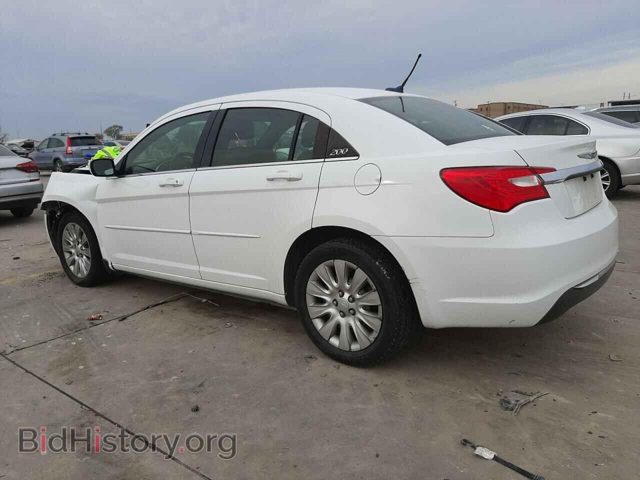 2014 CHRYSLER 200 - VIN: 1C3CCBAB3EN238018 - Фото 2