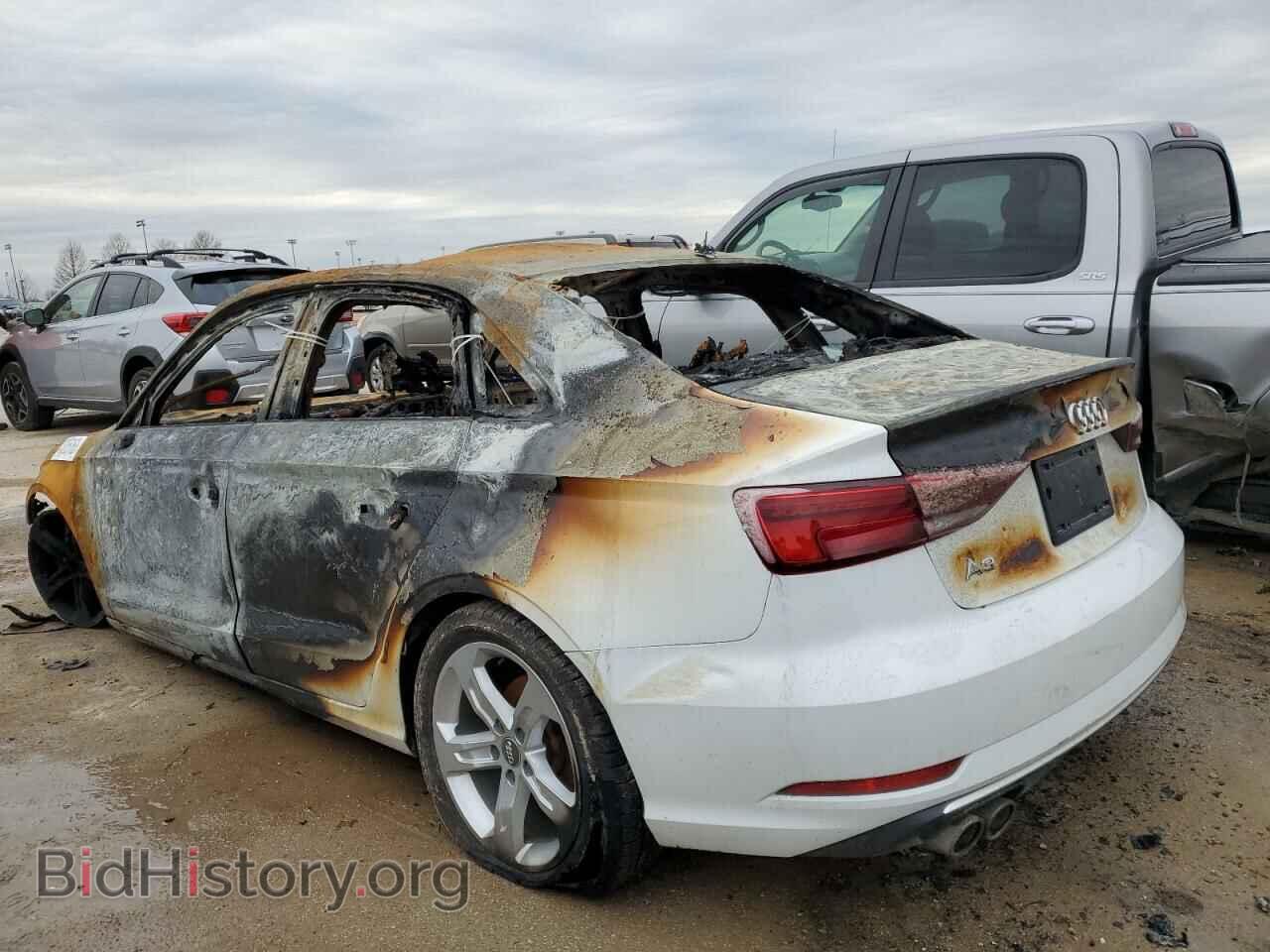 2018 AUDI A3 - VIN: WAUAUGFF8J1039991 - Фото 2