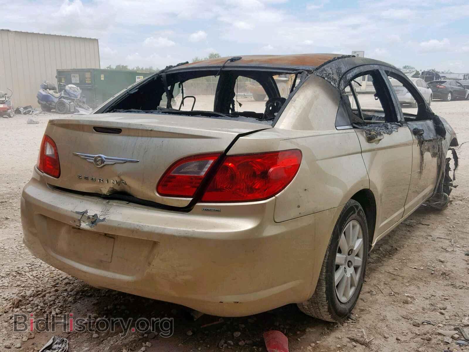 2010 CHRYSLER SEBRING - VIN: 1C3CC4FB8AN179417 - Фото 4