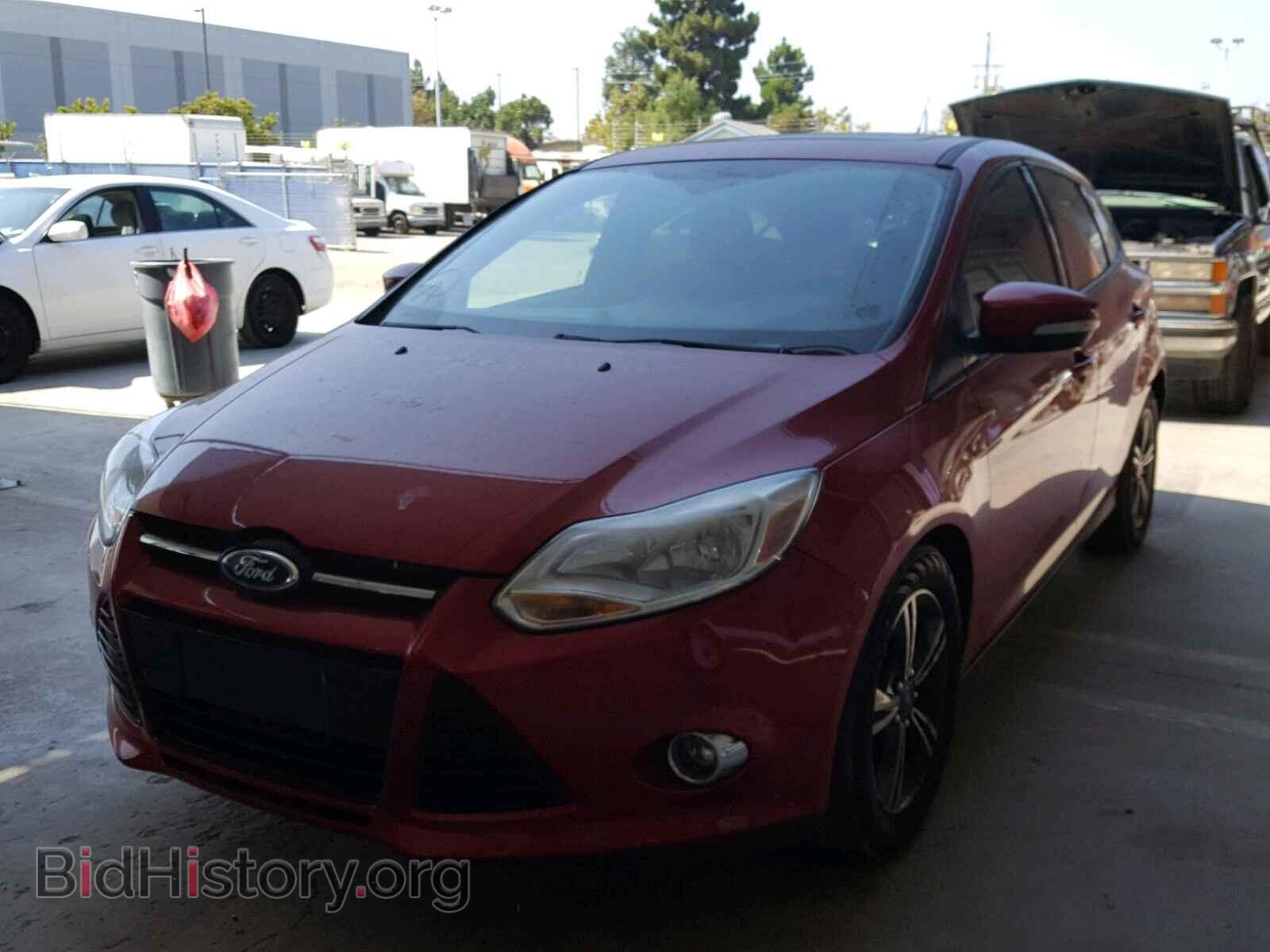 2012 Ford FOCUS (VIN 1FAHP3K28CL258158) — фото 2 из 10
