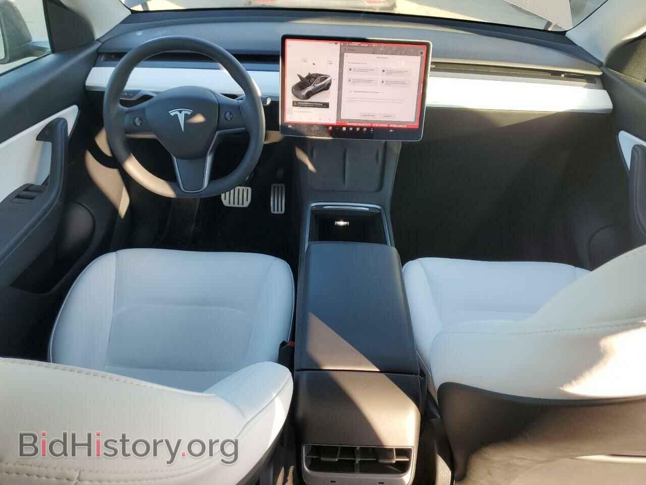 2022 TESLA MODEL Y - VIN: 7SAYGDEF1NF397670 - Фото 8
