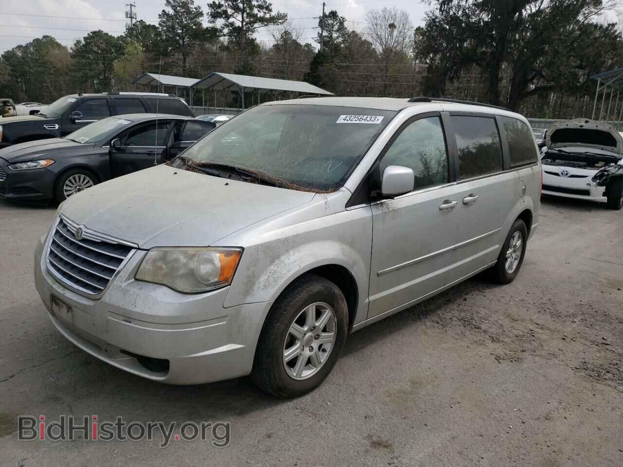 Photo 2A4RR5D18AR373625 - CHRYSLER MINIVAN 2010