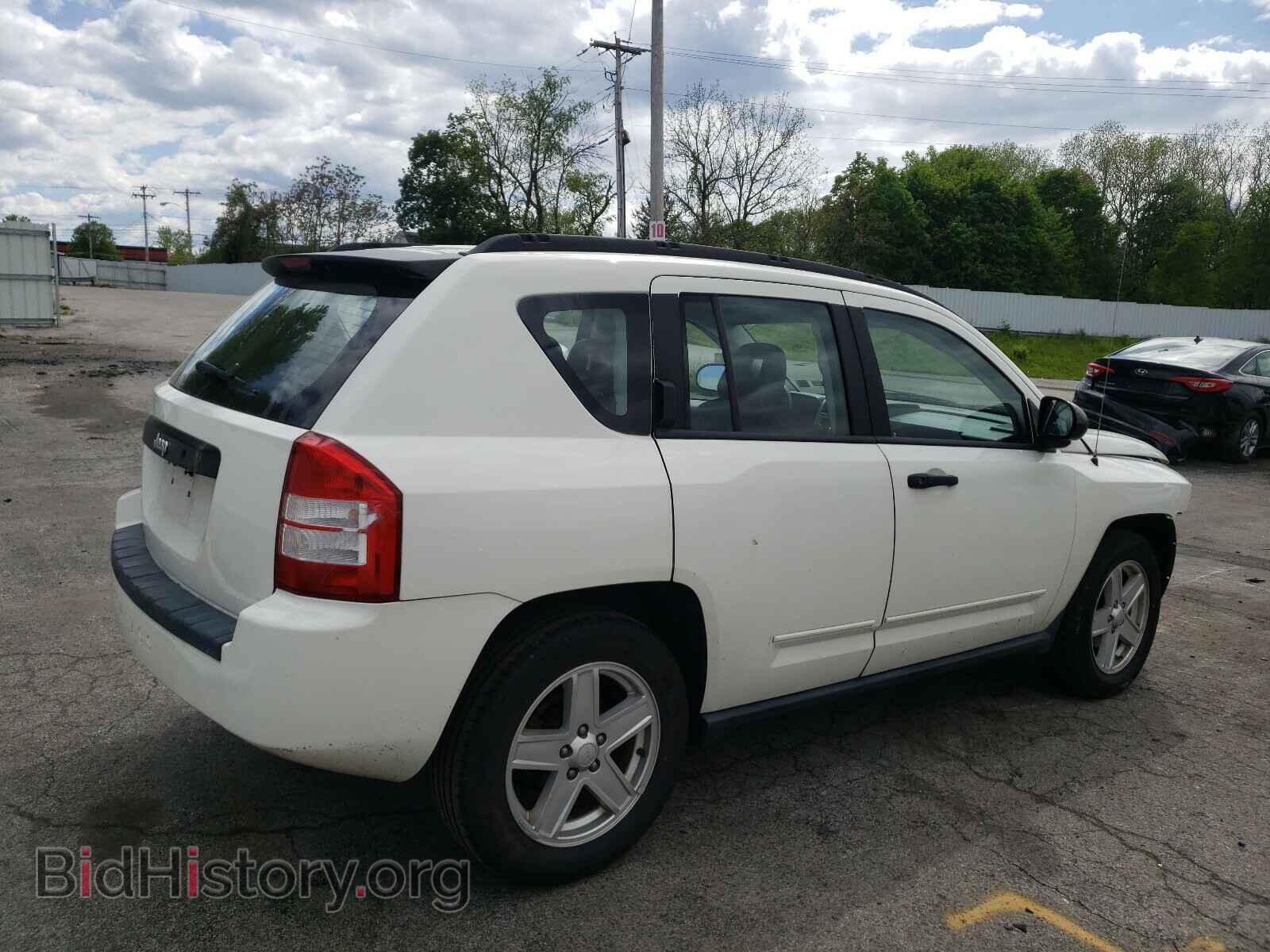 2008 JEEP COMPASS - VIN: 1J8FT47W38D500928 - Фото 4