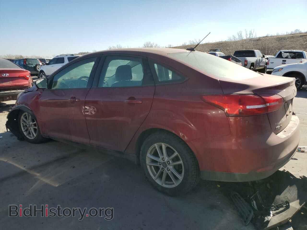 2017 FORD FOCUS - VIN: 1FADP3F29HL297695 - Фото 2