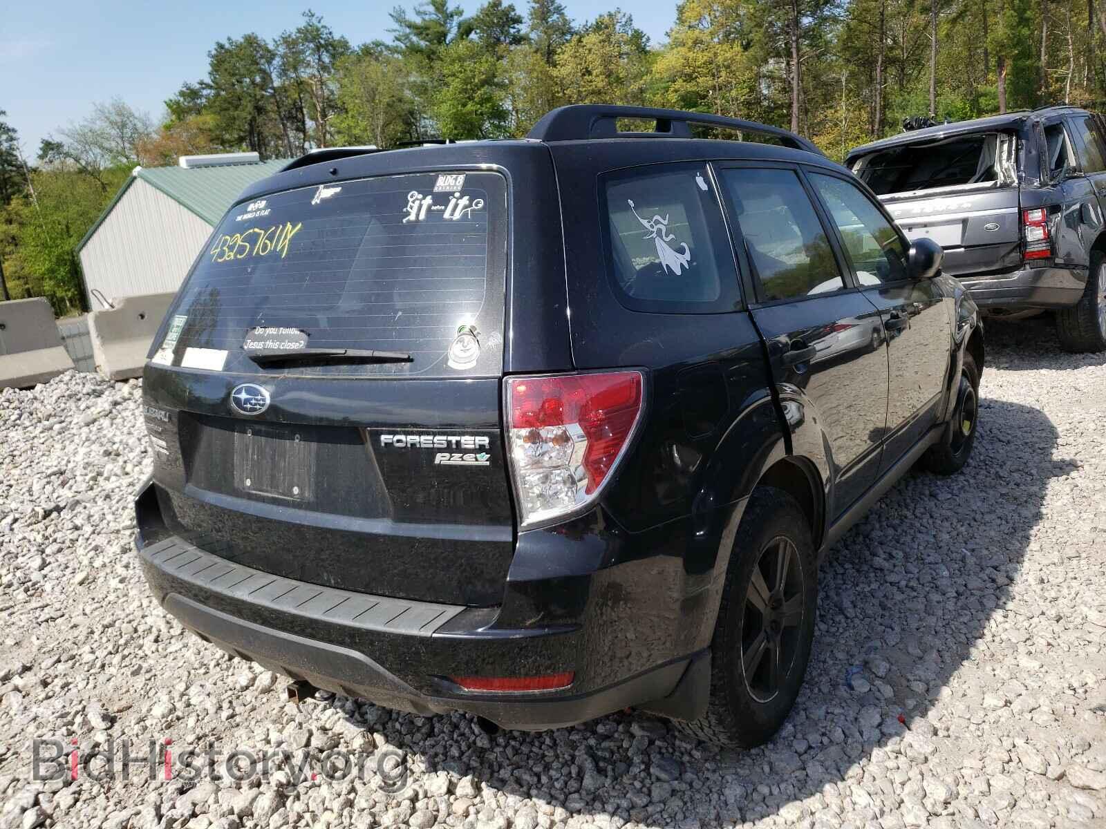 2011 SUBARU FORESTER - VIN: JF2SHABC6BH717815 - Фото 4