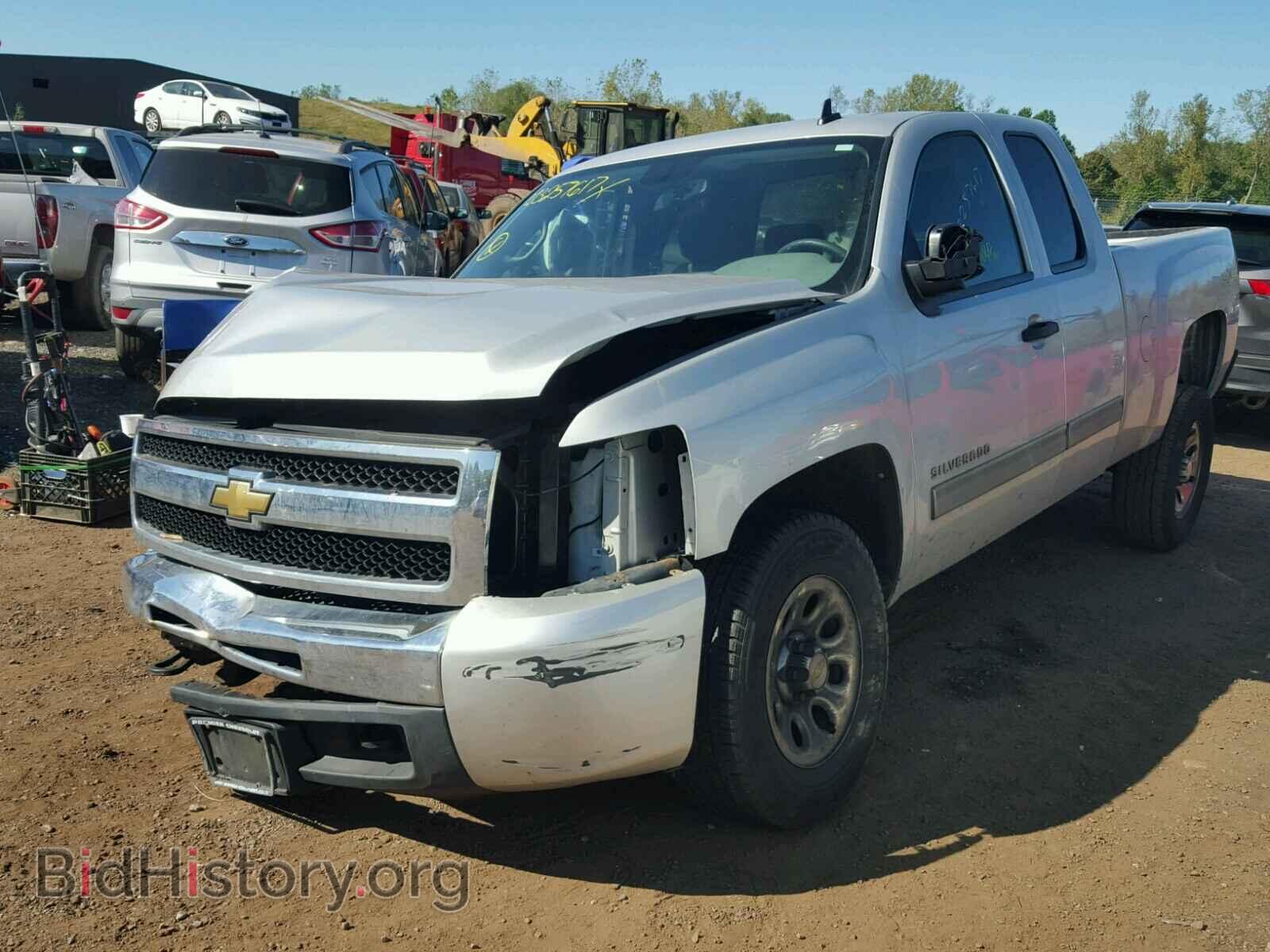 2011 CHEVROLET SILVERADO - VIN: 1GCRKREA2BZ402429 - Фото 2
