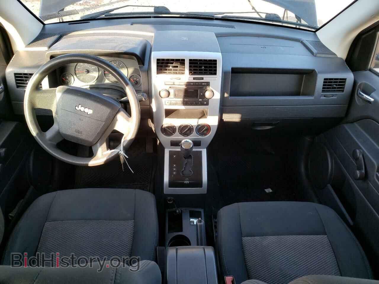 2008 JEEP COMPASS - VIN: 1J8FF47WX8D778538 - Photo 8
