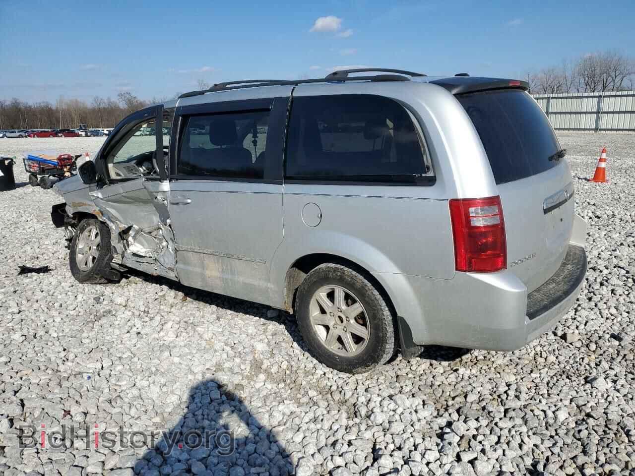 2010 DODGE CARAVAN - VIN: 2D4RN5D18AR498192 - Photo 2