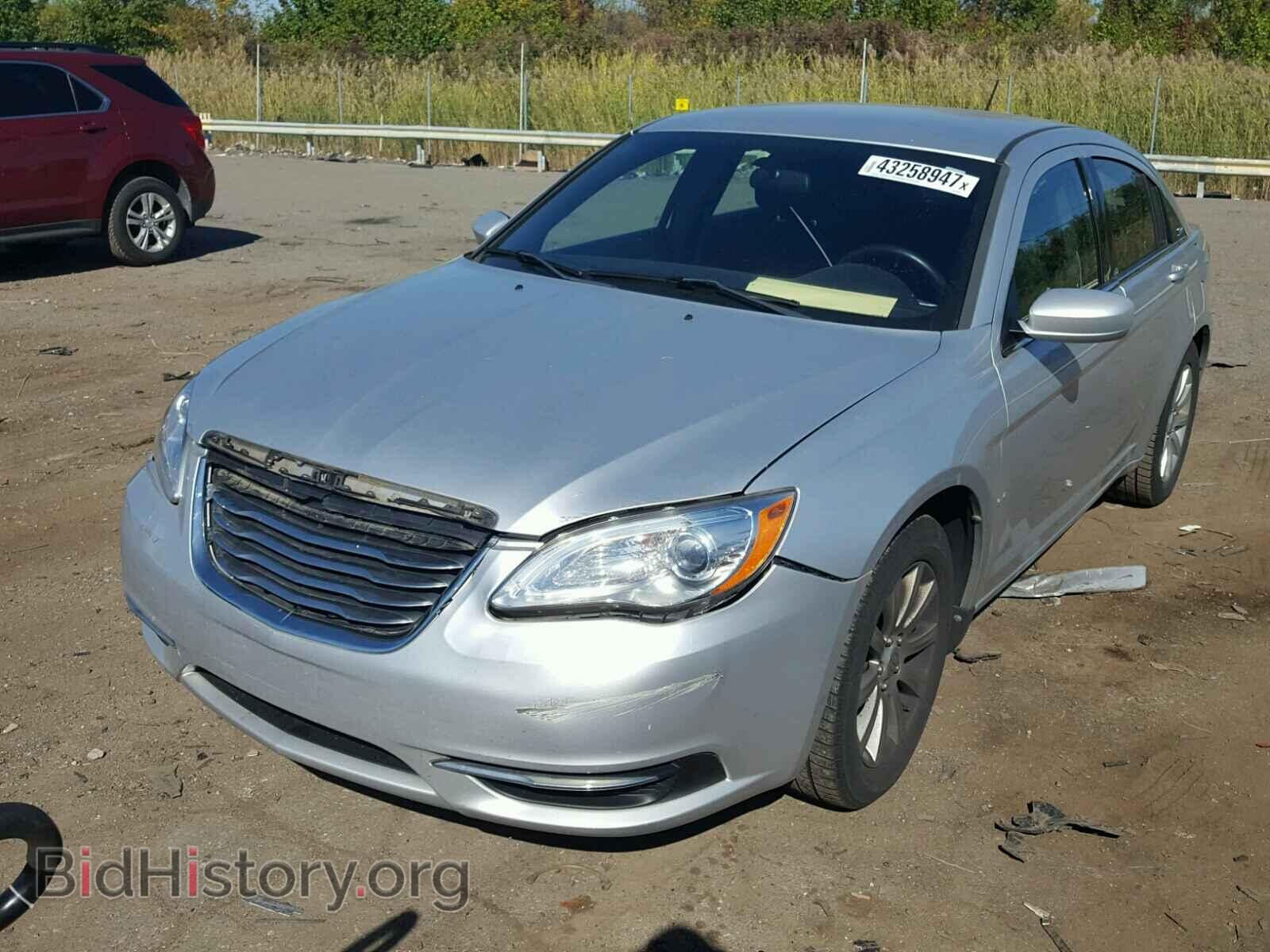 2011 CHRYSLER 200 - VIN: 1C3BC1FB5BN569158 - Фото 2