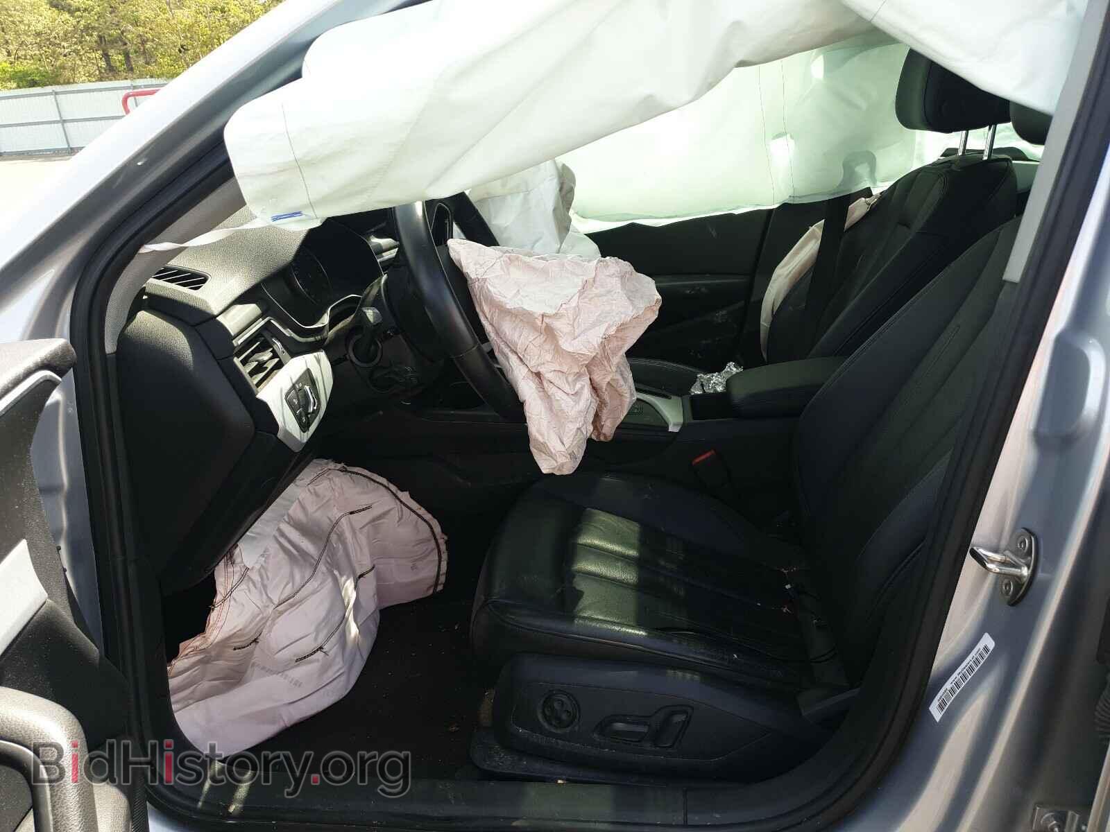 2017 AUDI A4 - VIN: WAUNNAF46HN058357 - Photo 5