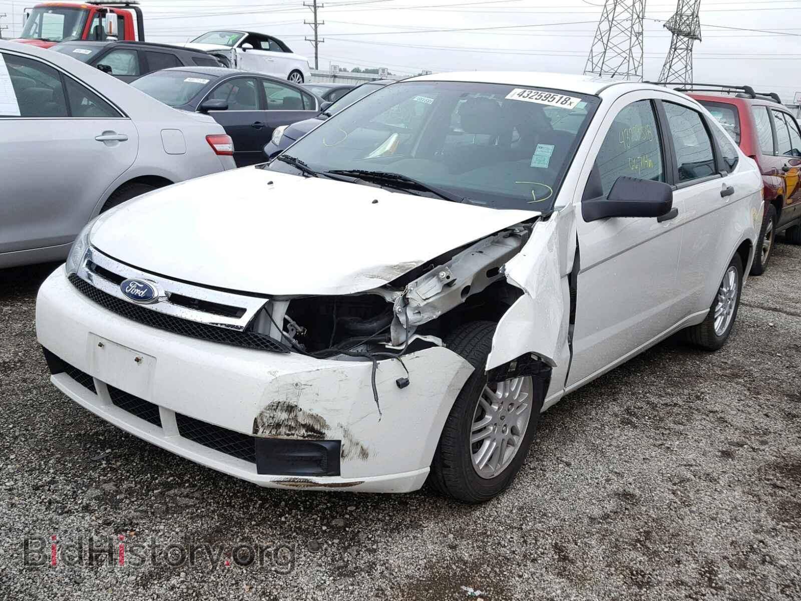 2011 FORD FOCUS - VIN: 1FAHP3FN4BW194203 - Photo 2