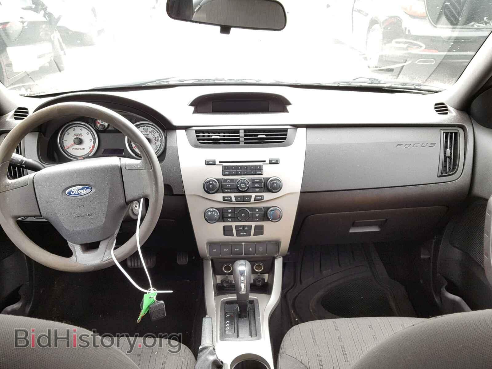 2011 FORD FOCUS - VIN: 1FAHP3FN4BW194203 - Photo 9
