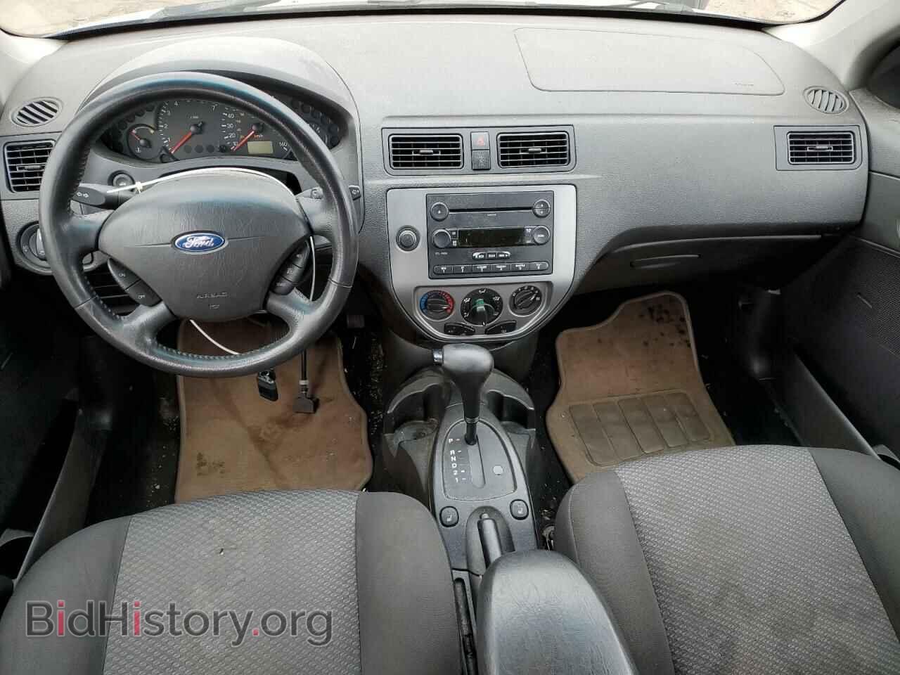 2007 FORD FOCUS - VIN: 1FAHP37N47W170943 - Фото 8