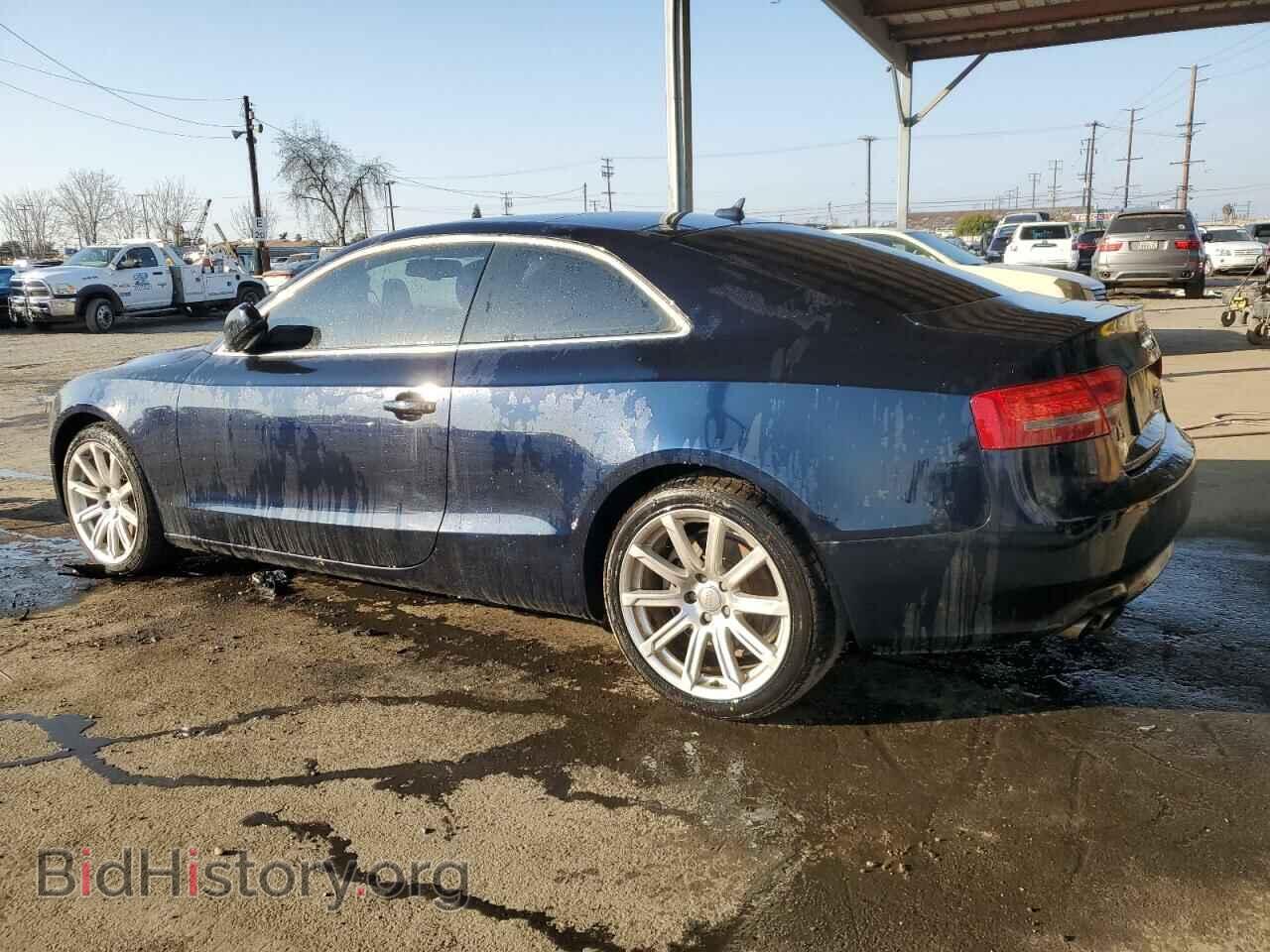 2011 AUDI A5 - VIN: WAULFAFR2BA030957 - Photo 2