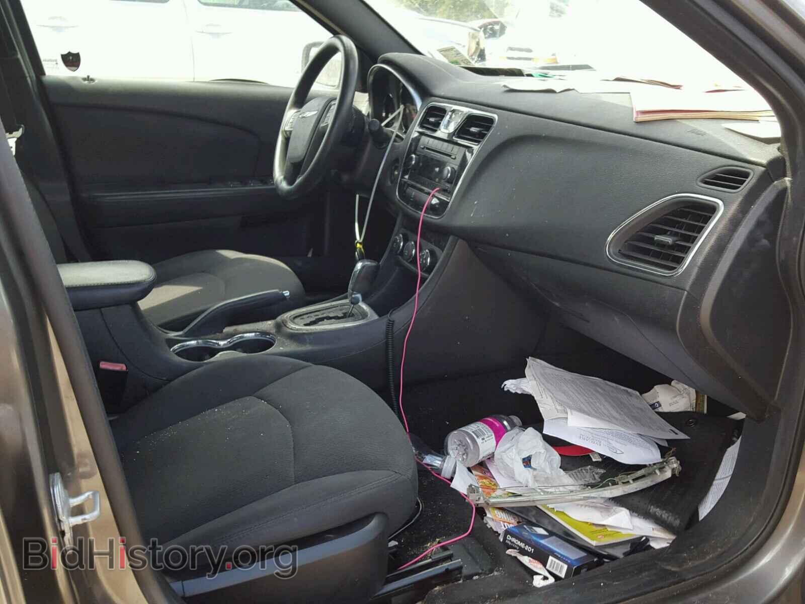2012 CHRYSLER 200 - VIN: 1C3CCBAB8CN282478 - Фото 5