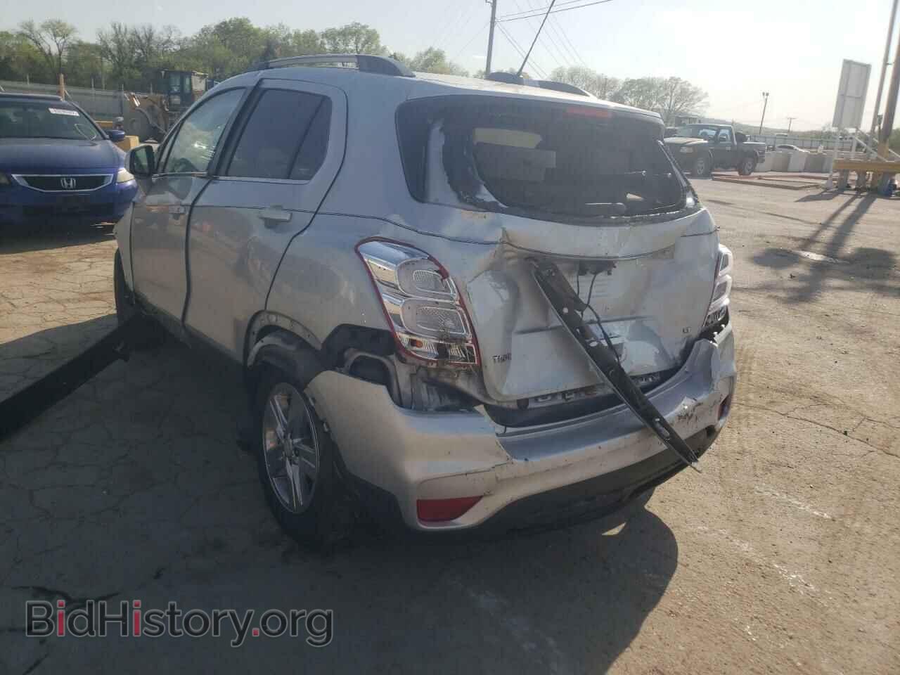 2017 CHEVROLET TRAX - VIN: 3GNCJLSB9HL288729 - Фото 3