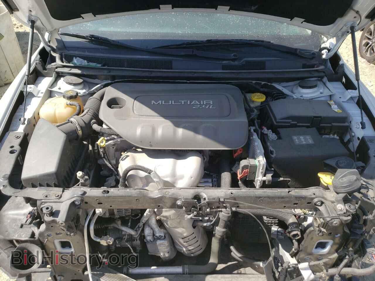 2016 CHRYSLER 200 - VIN: 1C3CCCAB5GN101297 - Фото 7