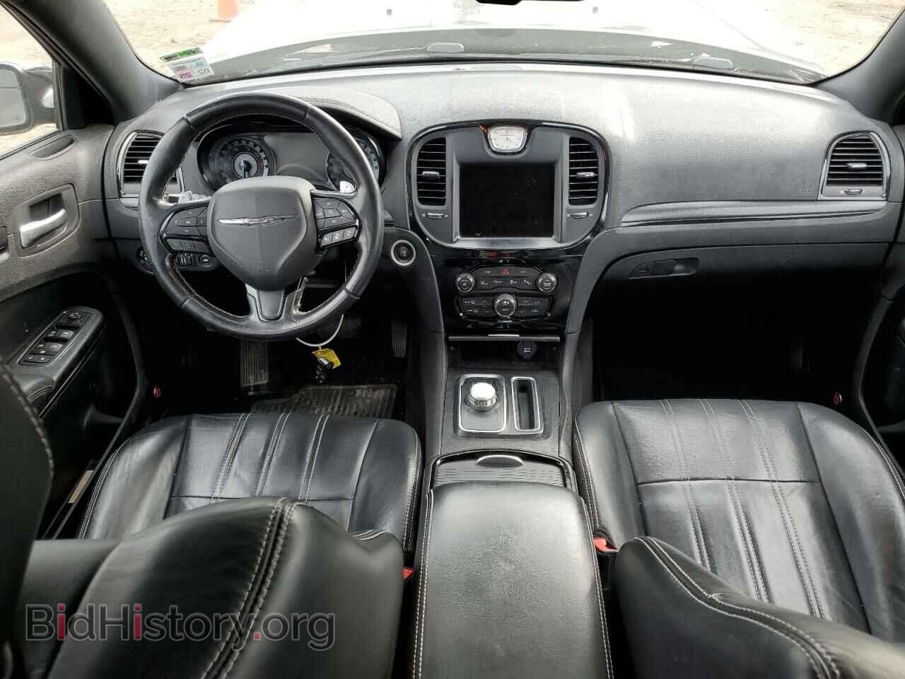 2016 CHRYSLER 300 - VIN: 2C3CCABGXGH282534 - Фото 8