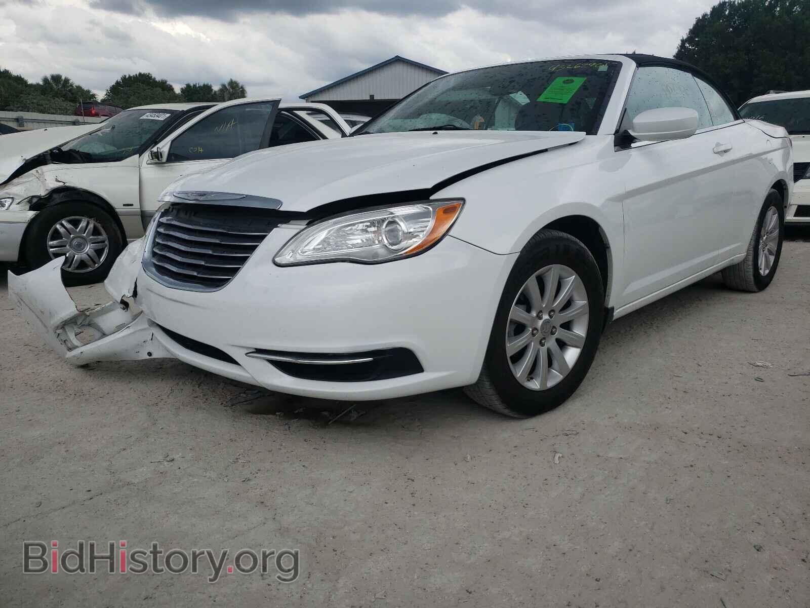 2012 CHRYSLER 200 - VIN: 1C3BCBEB5CN126520 - Фото 2