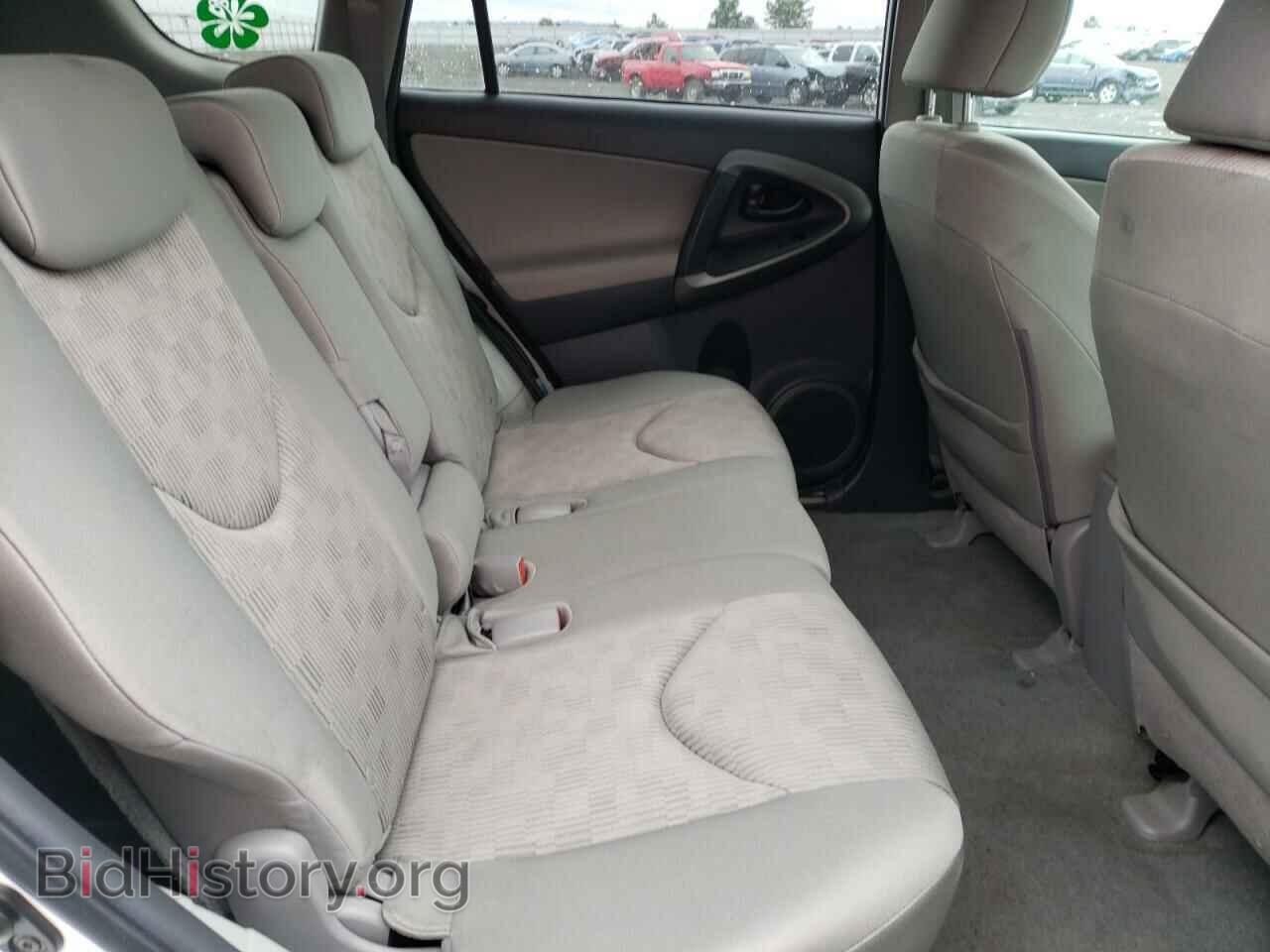 2011 TOYOTA RAV4 - VIN: 2T3BF4DV1BW101387 - Фото 6