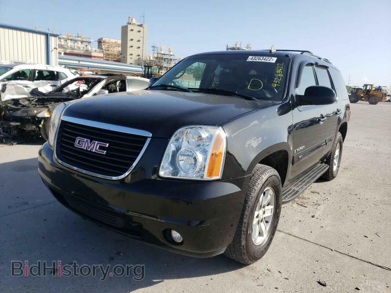 2007 GMC YUKON - VIN: 1GKFC13067R424831 - Фото 2