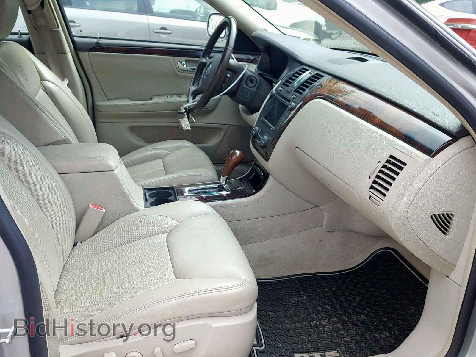 2011 CADILLAC DTS - VIN: 1G6KH5E61BU145879 - Фото 5