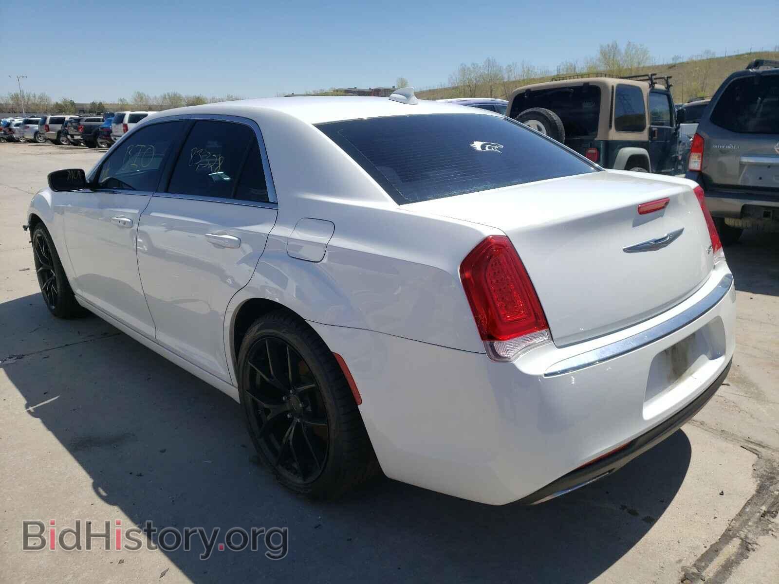 2015 CHRYSLER 300 - VIN: 2C3CCAAG9FH766193 - Фото 3