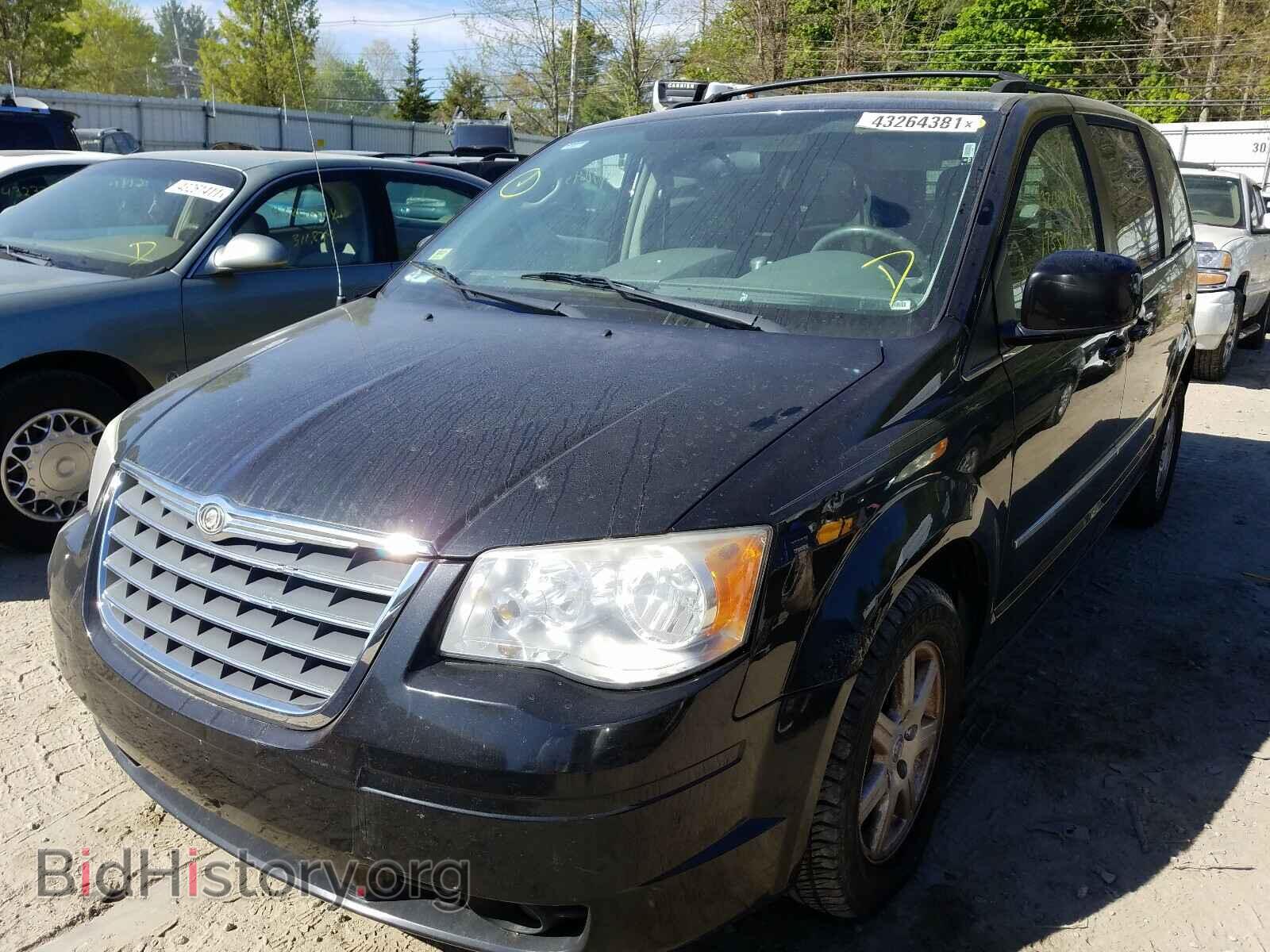2010 CHRYSLER MINIVAN - VIN: 2A4RR5D1XAR249260 - Фото 2