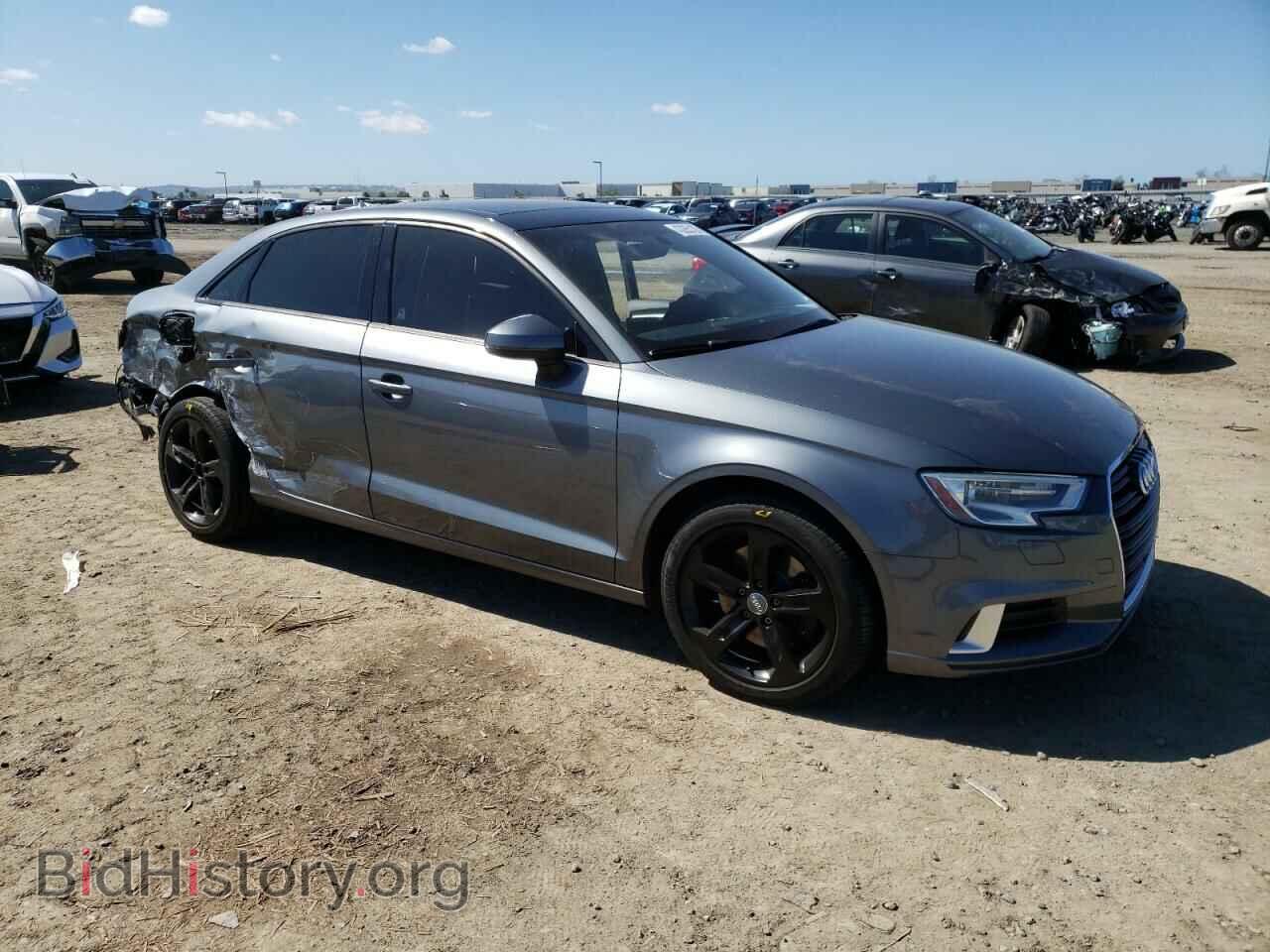 2017 AUDI A3 - VIN: WAUAUGFF0H1040045 - Фото 4