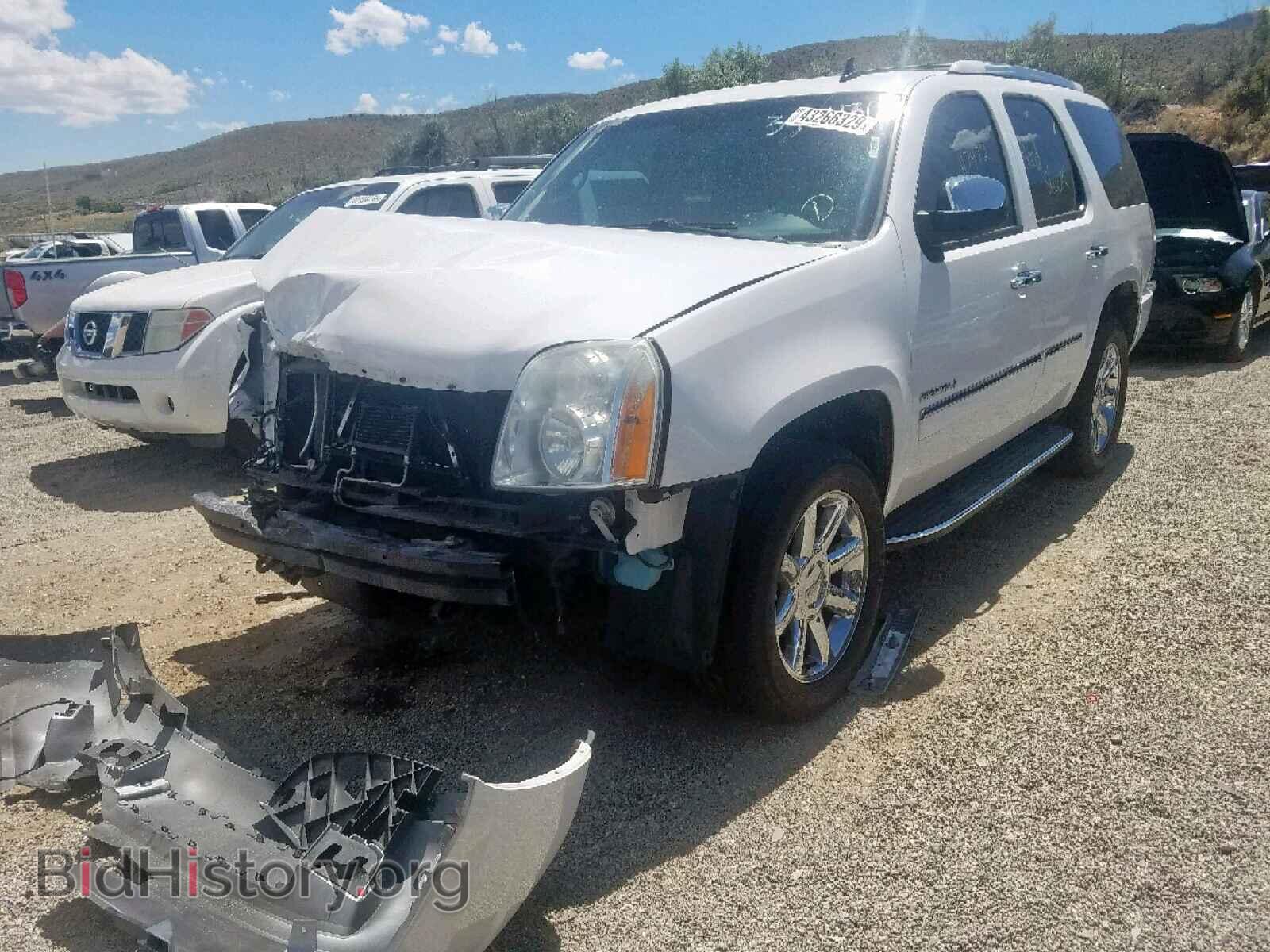 2011 GMC YUKON DENA - VIN: 1GKS2EEF4BR349436 - Фото 2