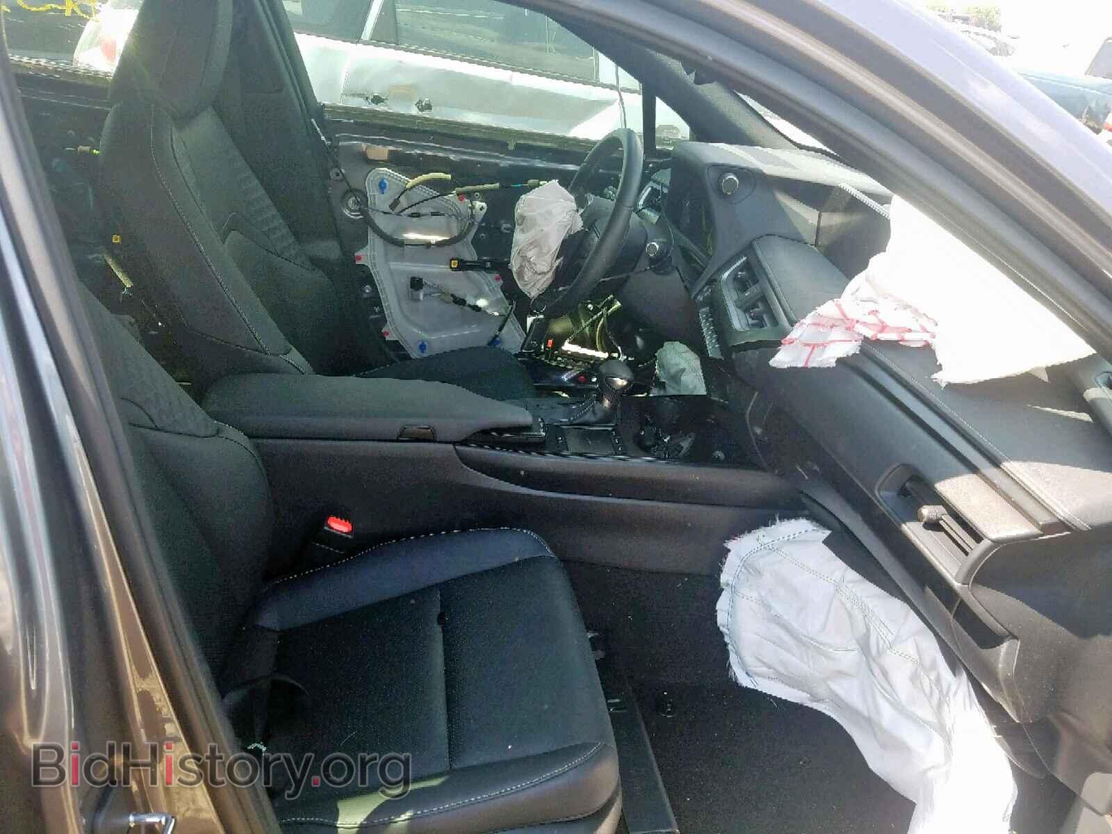 2019 LEXUS UX 200 - VIN: JTHY3JBH7K2007729 - Фото 5