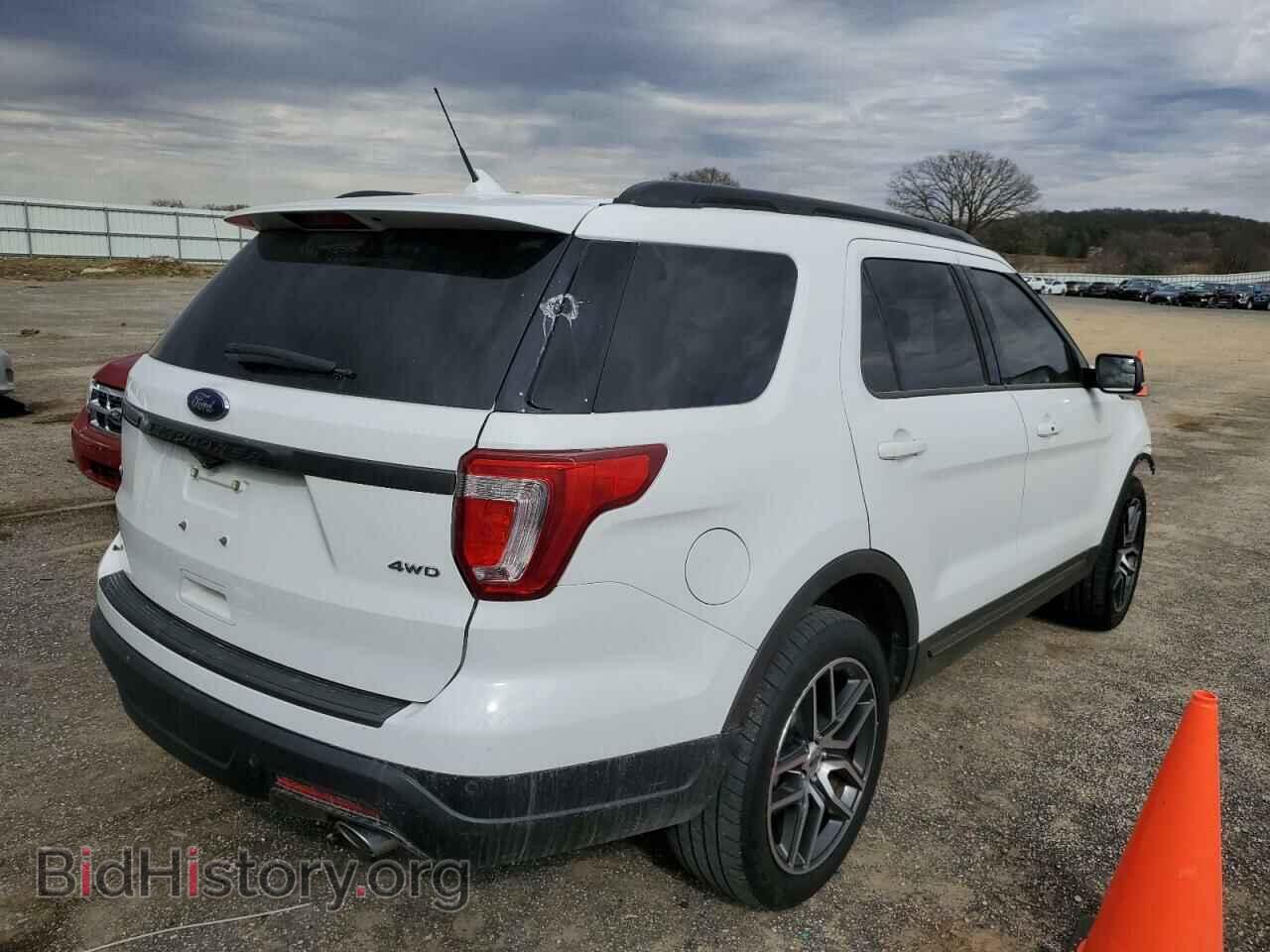 2018 FORD EXPLORER - VIN: 1FM5K8D87JGA13072 - Фото 3