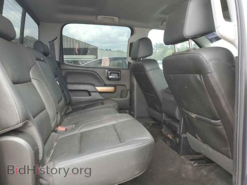 2018 Chevrolet SILVERADO (VIN 3GCPCSEC1JG351436) — photo 10 of 12