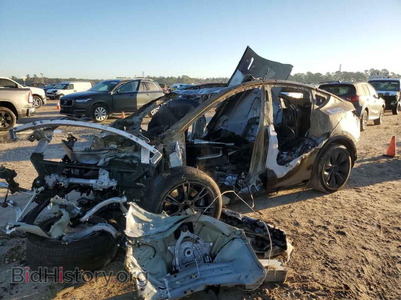 Фотография 7SAYGDED6RA324943 - TESLA MODEL Y 2024