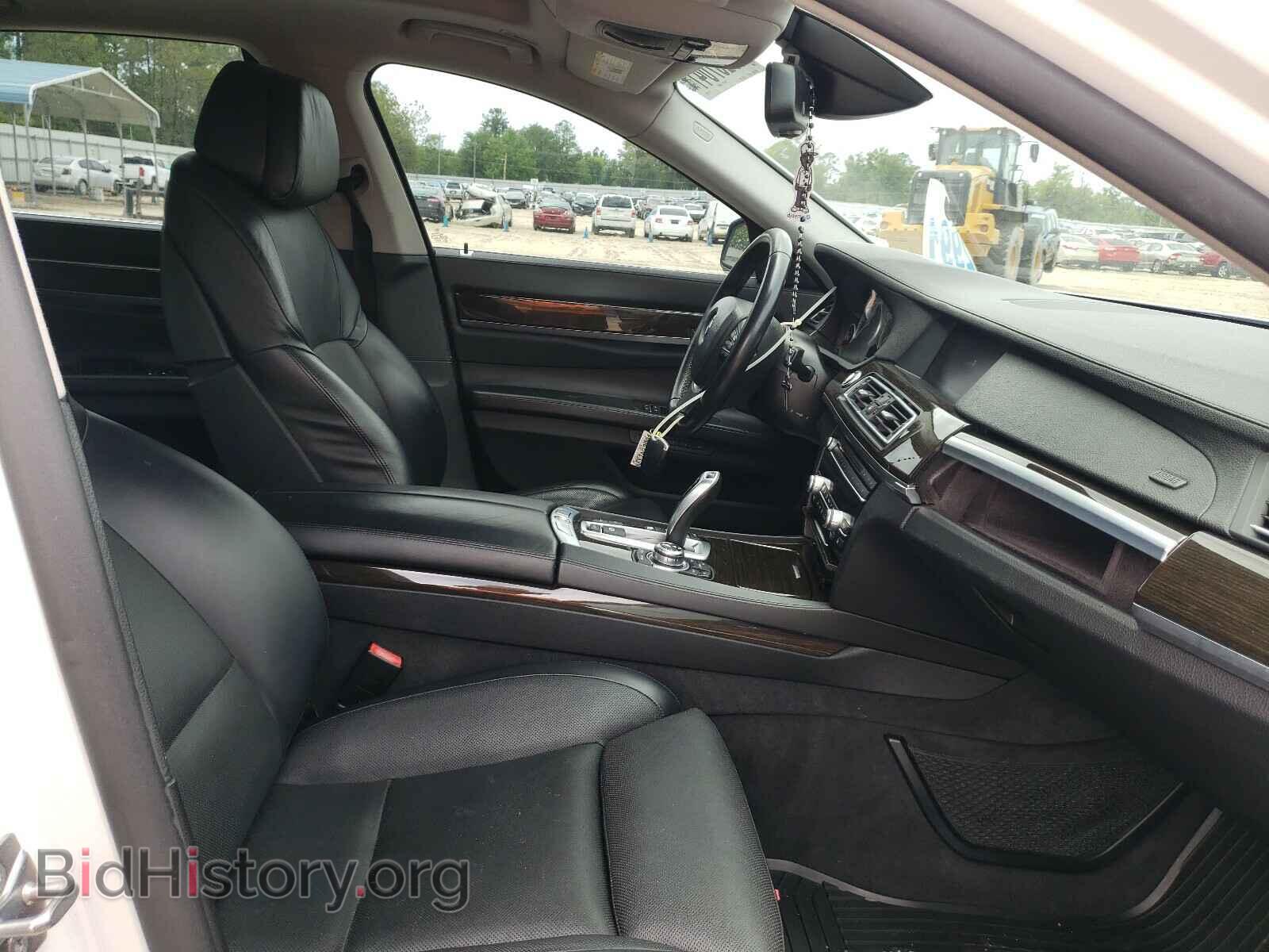 2012 BMW 7 SERIES - VIN: WBAKB8C5XCDX20862 - Фото 5