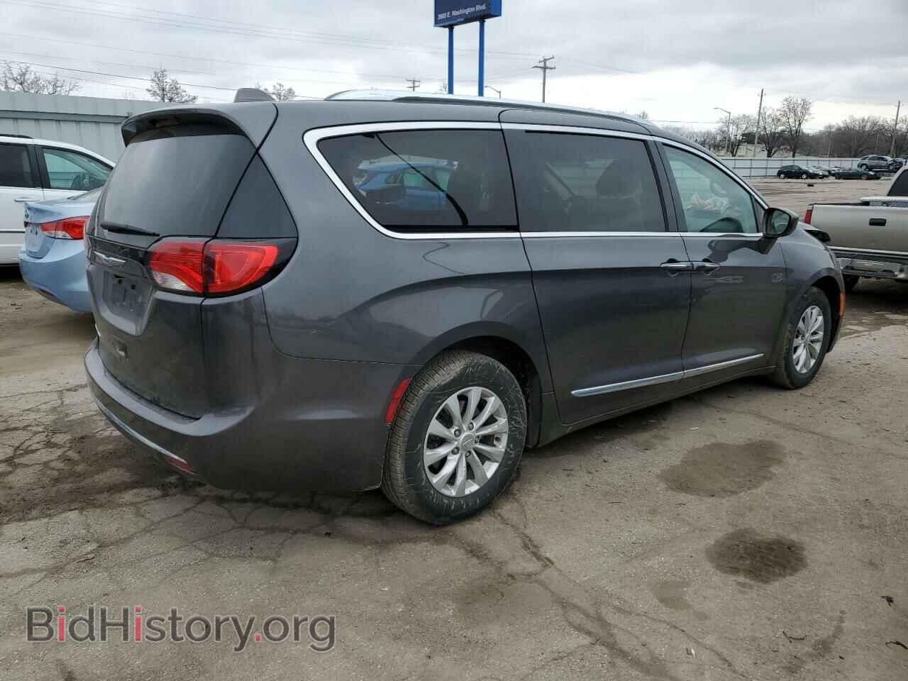 2018 CHRYSLER PACIFICA - VIN: 2C4RC1BG8JR322987 - Фото 3