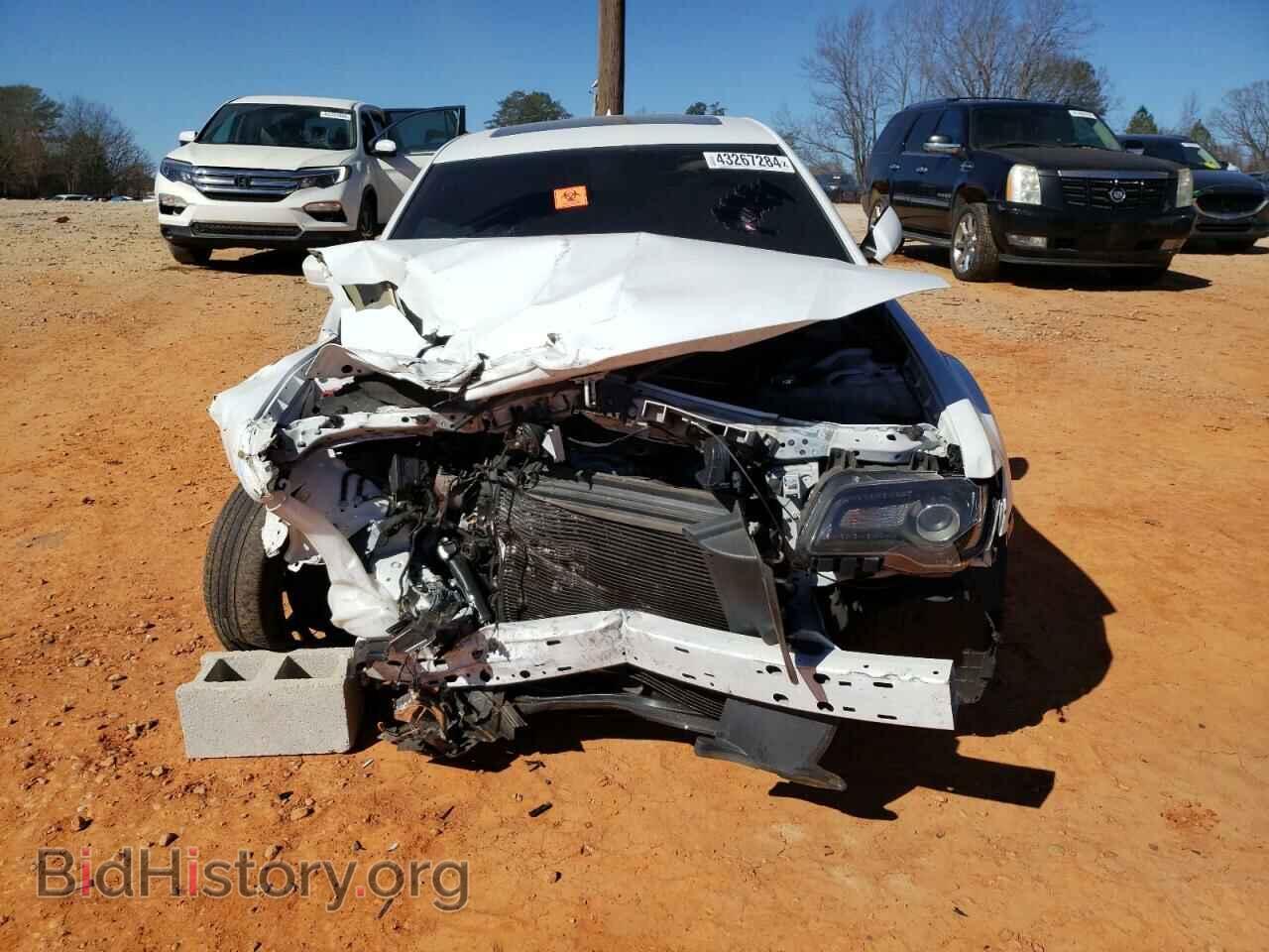 2019 CHRYSLER 300 - VIN: 2C3CCABT3KH618224 - Фото 5