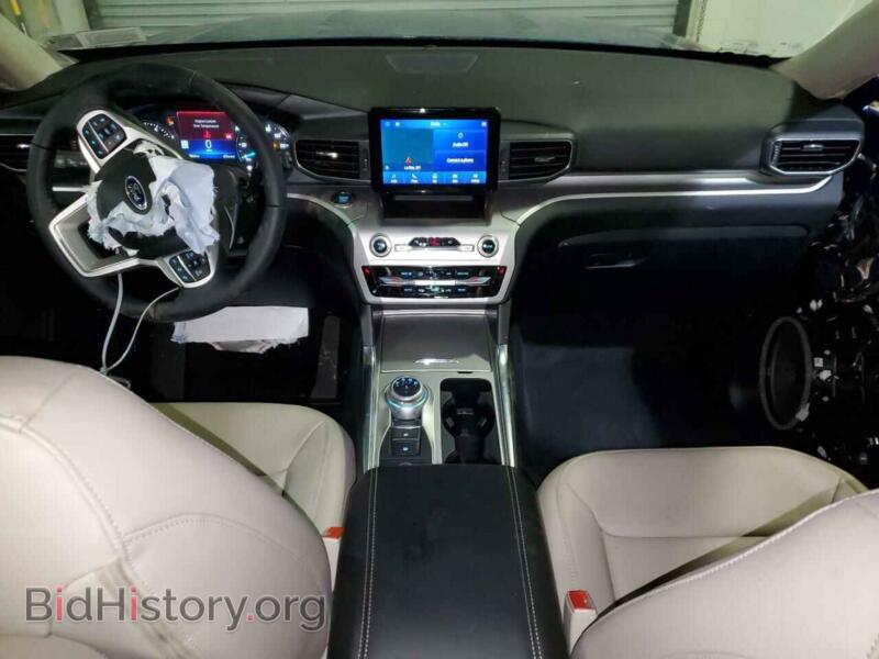 2022 Ford EXPLORER (VIN 1FMSK8DH7NGC12454) — photo 8 of 14