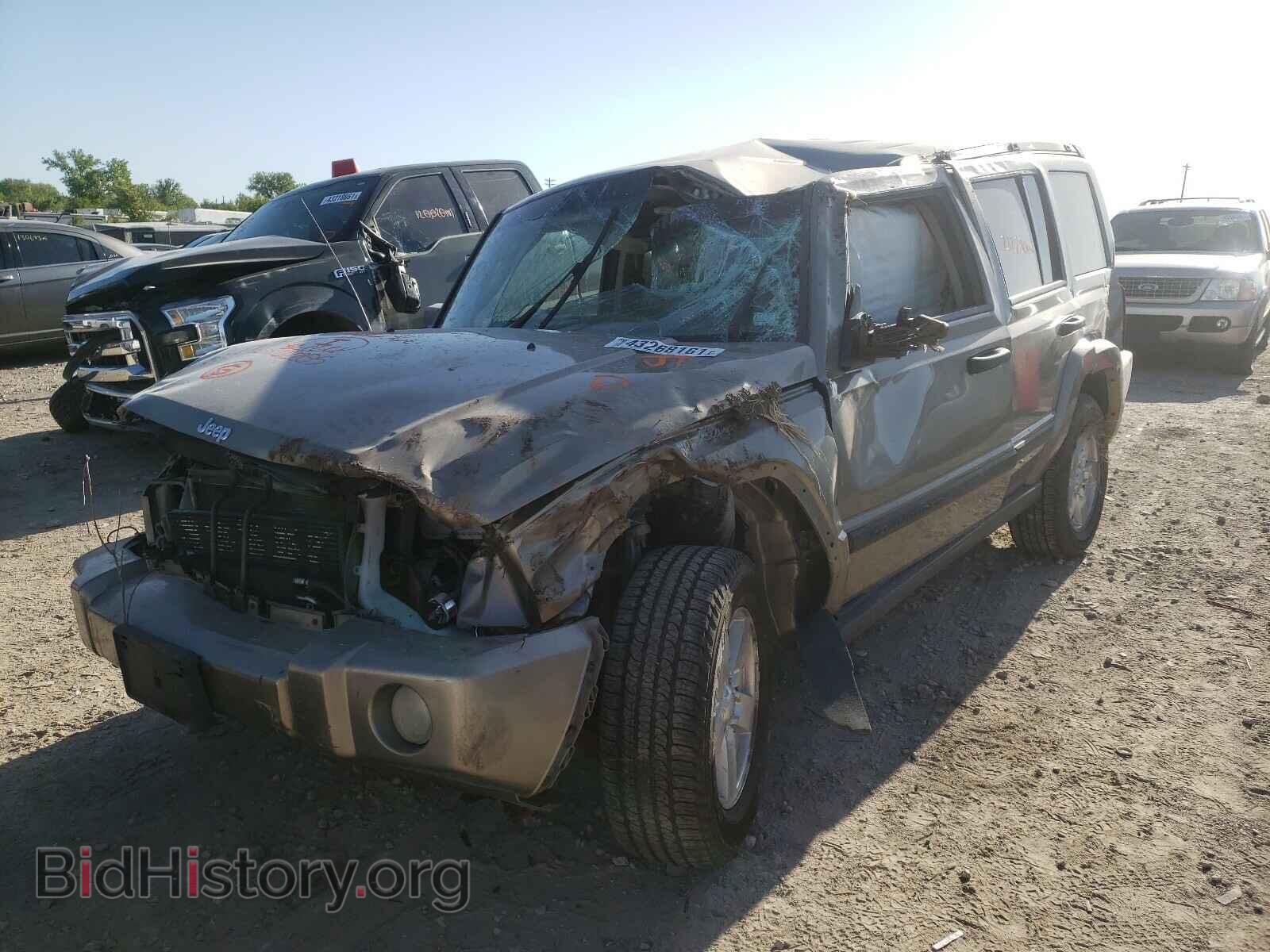 2006 JEEP COMMANDER - VIN: 1J8HG48K86C212205 - Photo 2