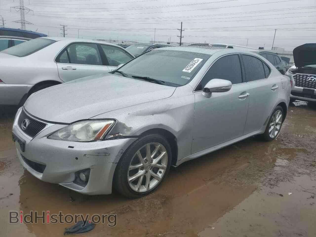 Photo JTHCE5C22B5001387 - LEXUS IS 2011