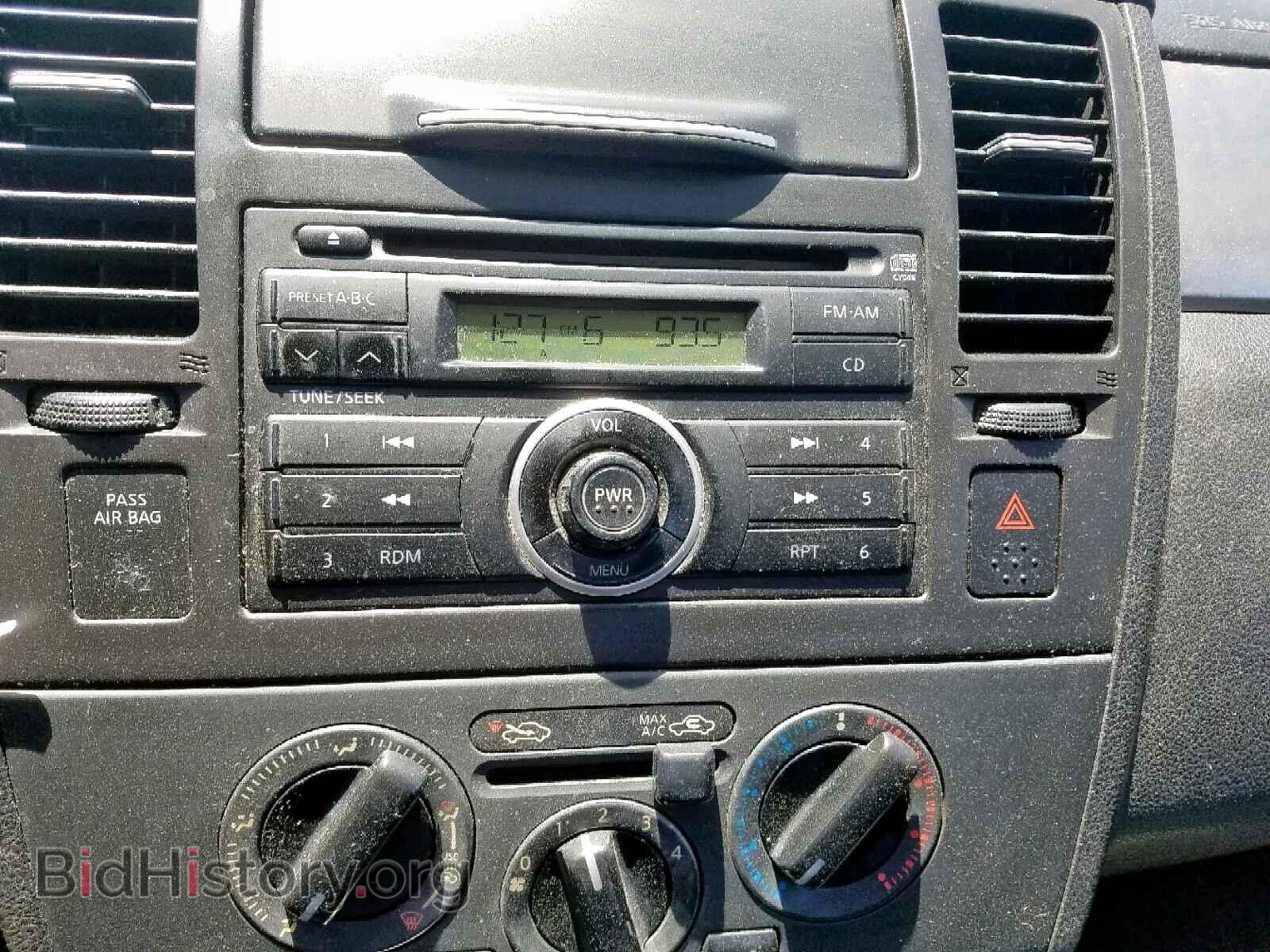 2008 NISSAN VERSA - VIN: 3N1BC11E68L409346 - Фото 9