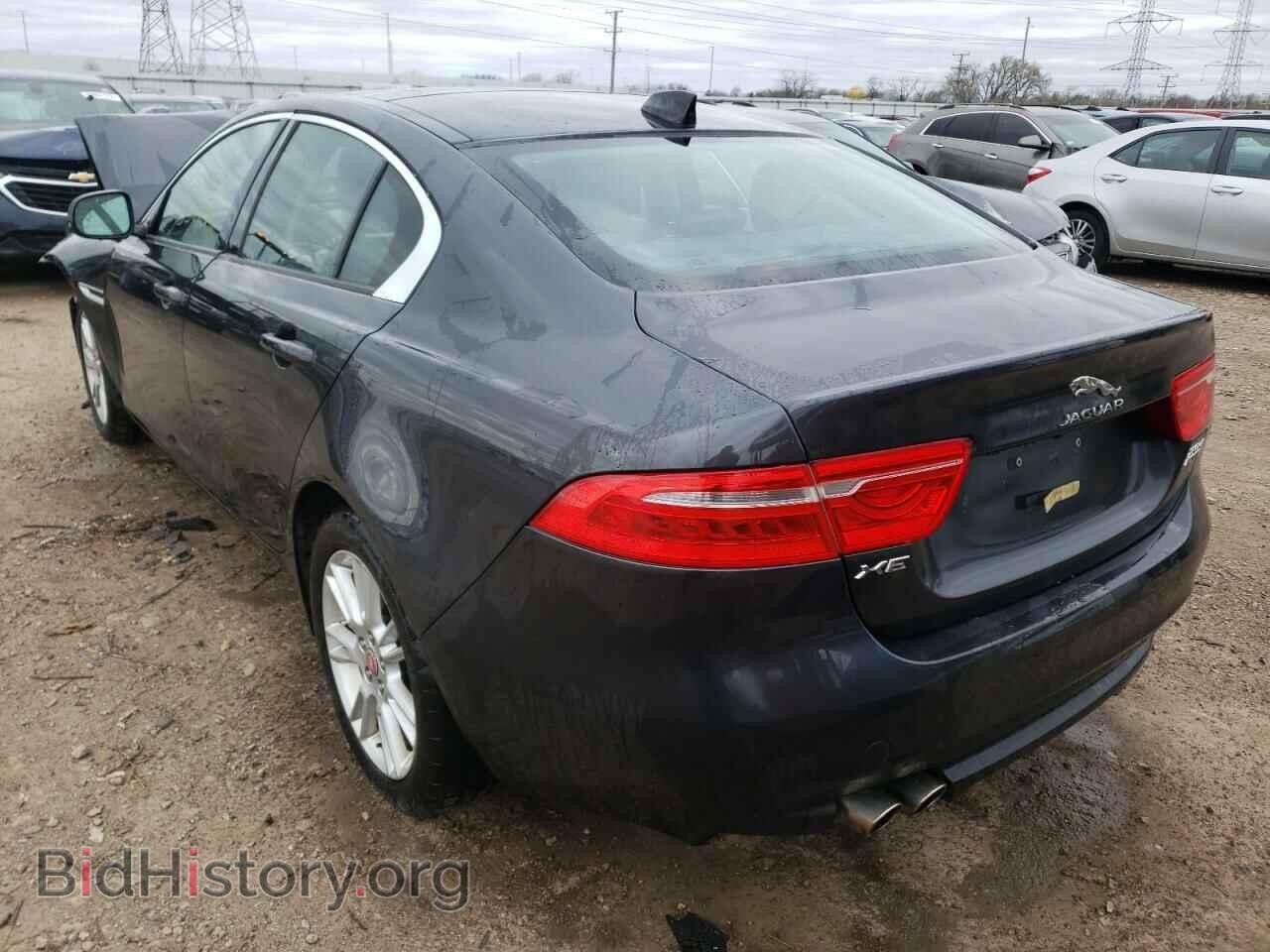 2017 JAGUAR XE - VIN: SAJAJ4BN2HA952300 - Фото 3