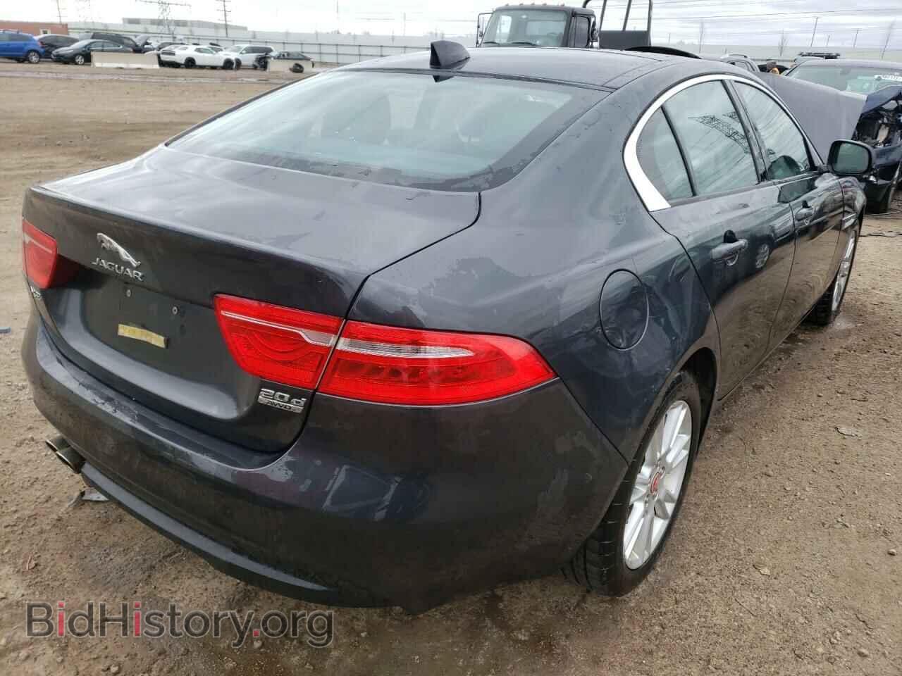 2017 JAGUAR XE - VIN: SAJAJ4BN2HA952300 - Фото 4