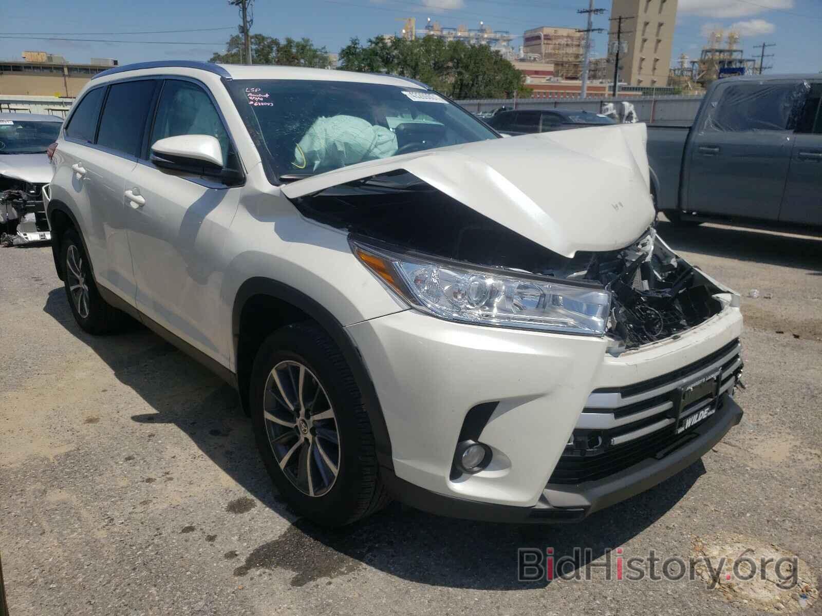 Photo 5TDJZRFH7KS628083 - TOYOTA HIGHLANDER 2019