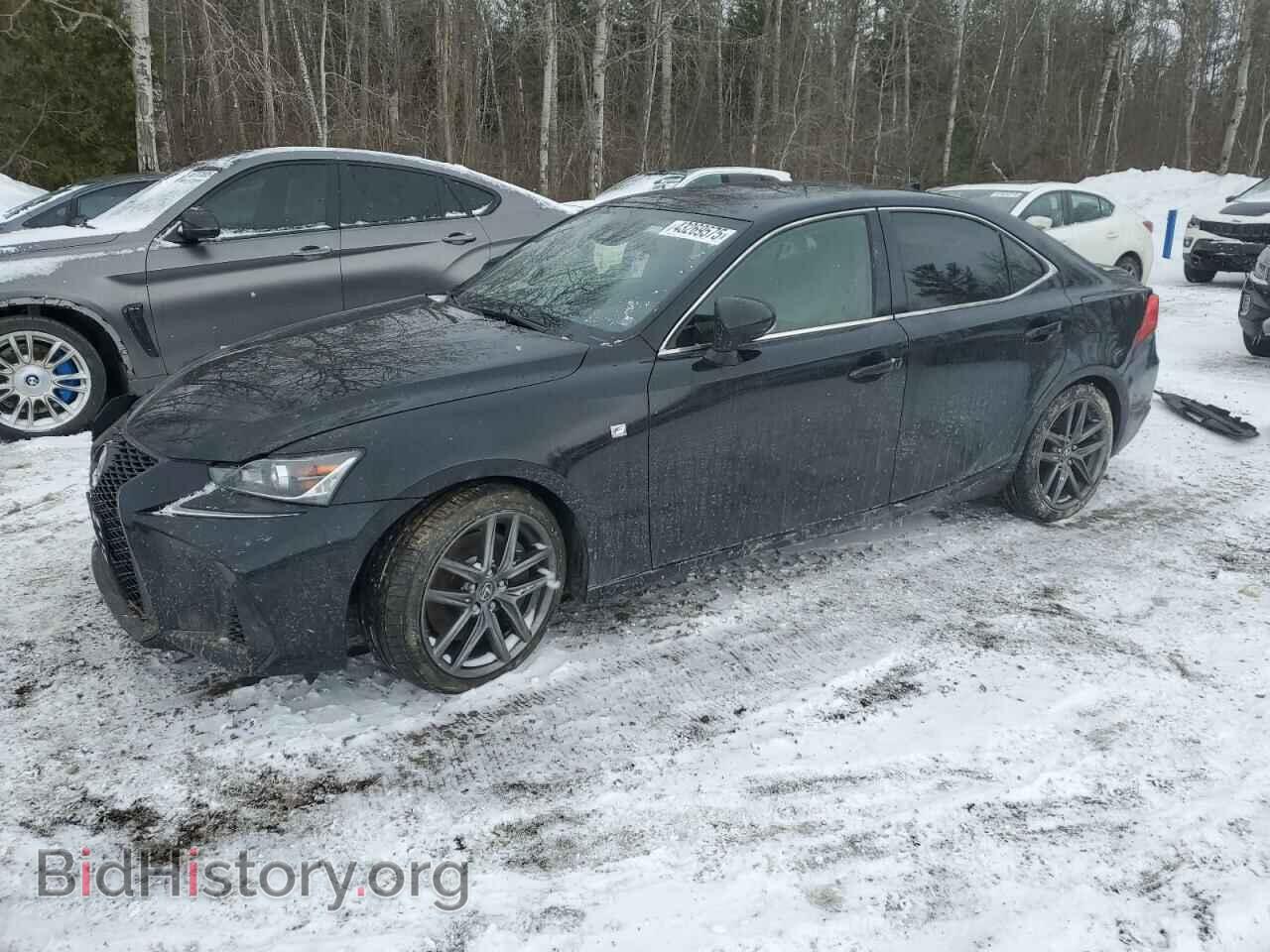 Photo JTHCM1D23H5015690 - LEXUS IS 2017