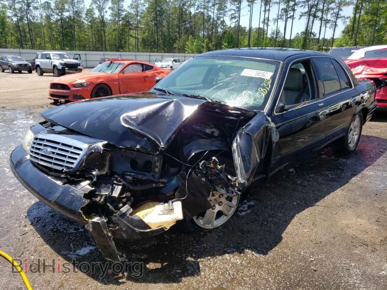 2011 FORD CROWN VIC - VIN: 2FABP7EV1BX140165 - Фото 2