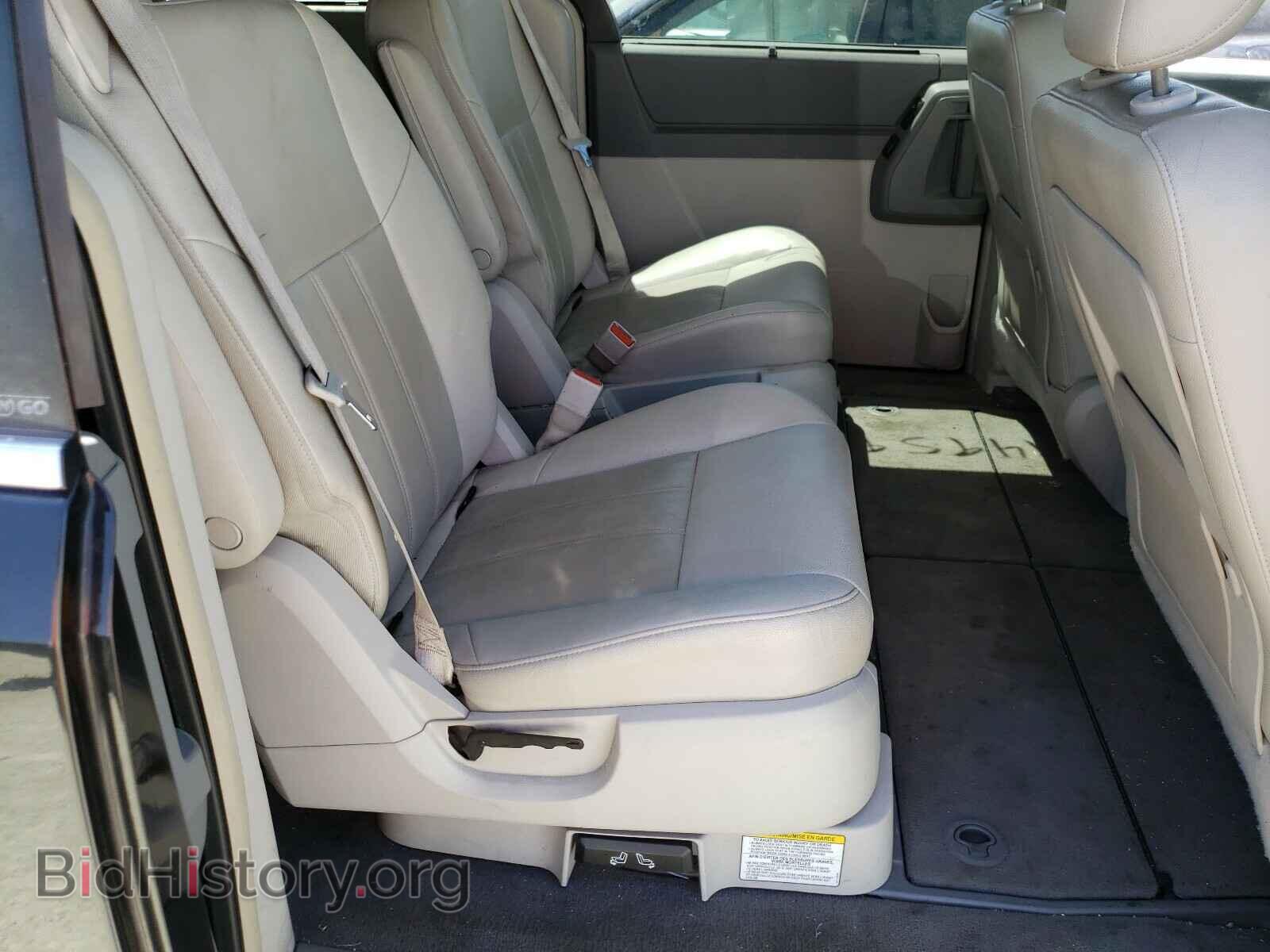 2008 CHRYSLER MINIVAN - VIN: 2A8HR54P88R723411 - Фото 6